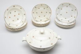 A FRENCH SARREGUEMINES DINNER SERVICE FOR 6