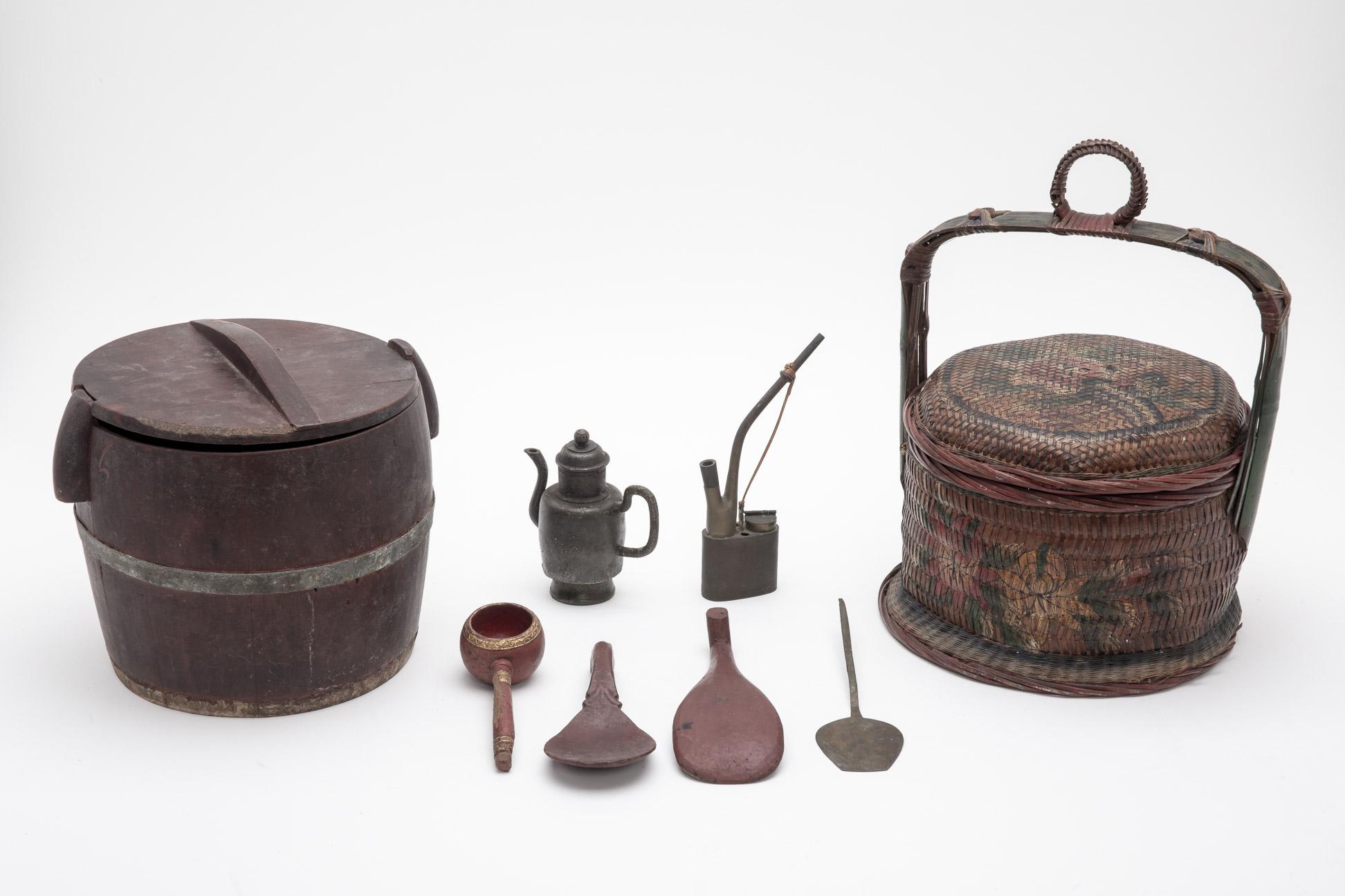 A COLLECTION OF ORIENTAL ITEMS - Image 2 of 4