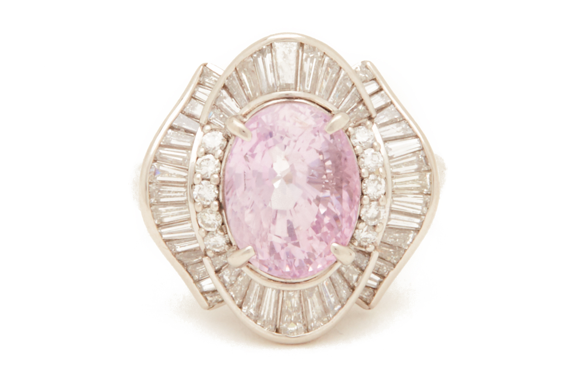 A PINK SAPPHIRE AND DIAMOND RING