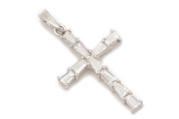 A DIAMOND CROSS PENDANT