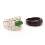 A CABOCHON JADE, DIAMOND AND BLACK ONYX CONVERTIBLE RING