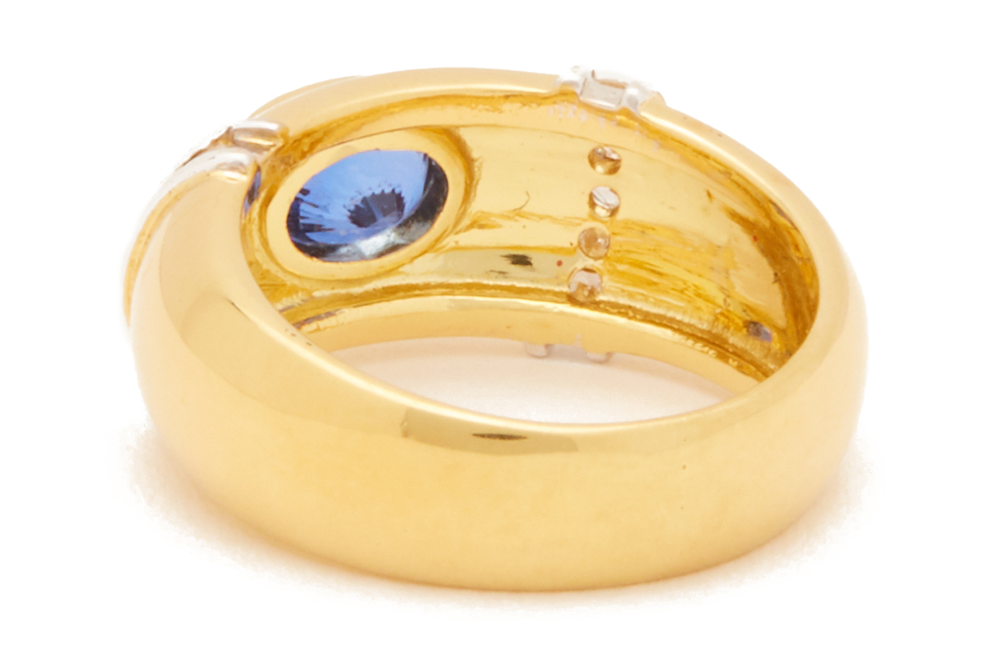 A BLUE SAPPHIRE AND DIAMOND RING - Image 3 of 3