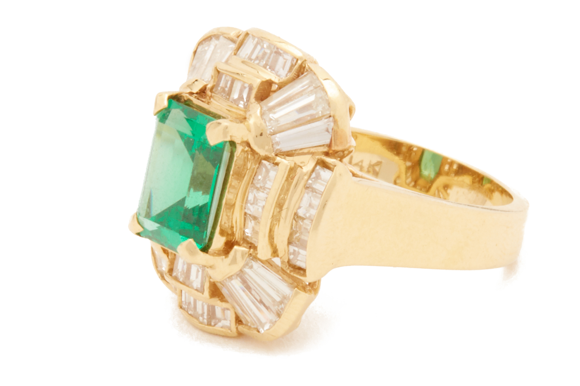 A SYNTHETIC EMERALD AND DIAMOND RING - Image 2 of 3
