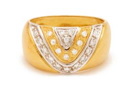 AN ITALIAN TWO COLOUR GOLD AND DIAMOND RING