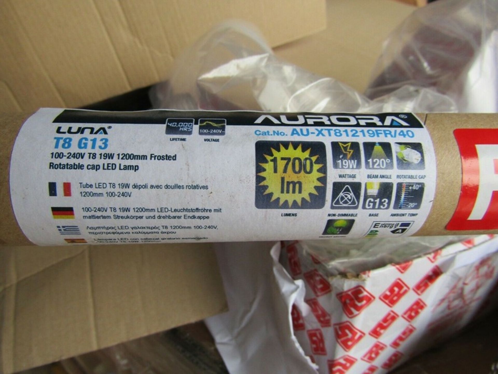 10 x Aurora 19W 1700lm T8 Frosted LED Fluorescent Tube 4000K, G13 Cap - H9RM 7770239 - Image 2 of 2