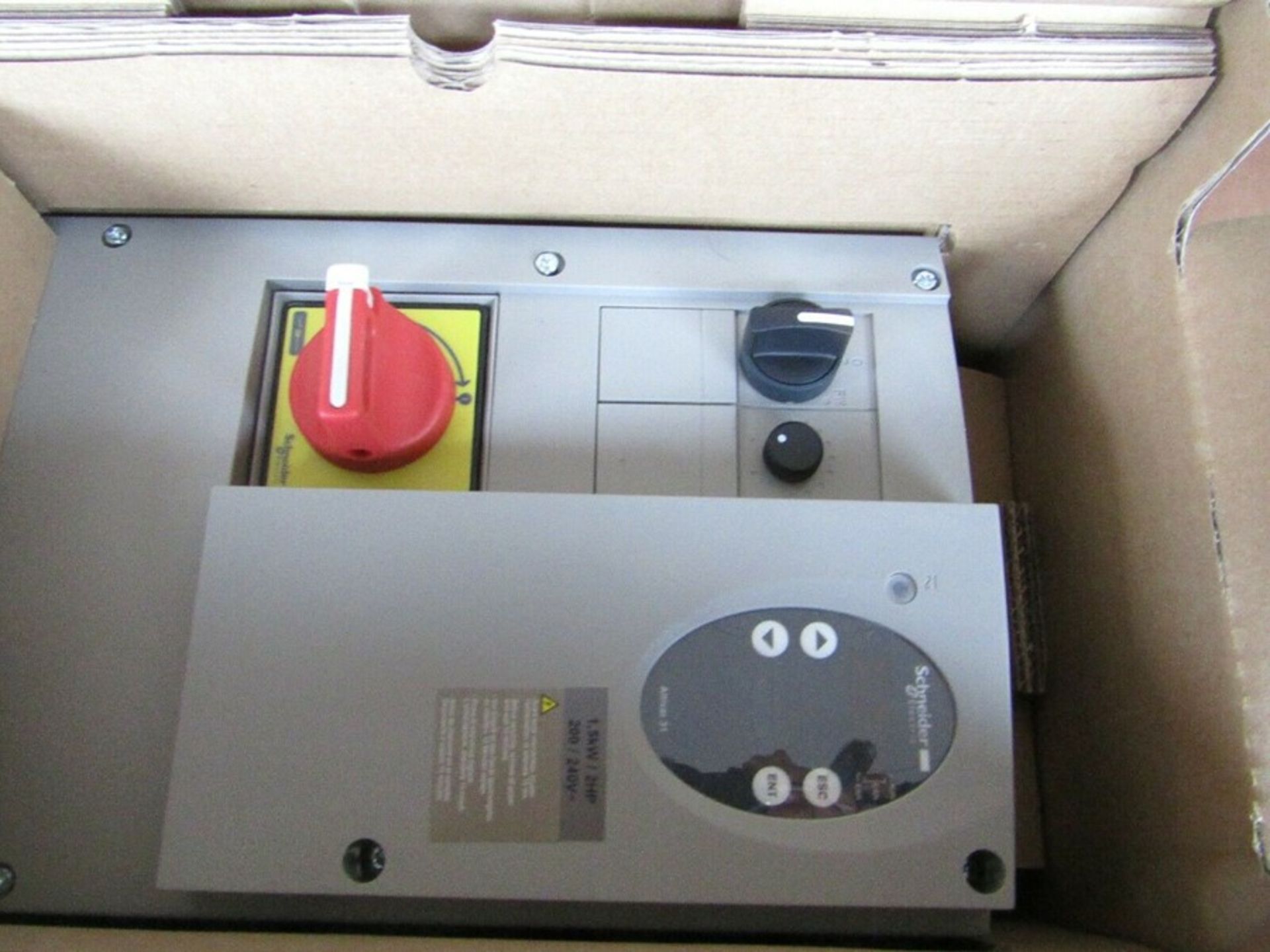 Schneider Altivar Inverter Drive 1 Phase In 7.8A 1.5kW ALTV31 585 6152517