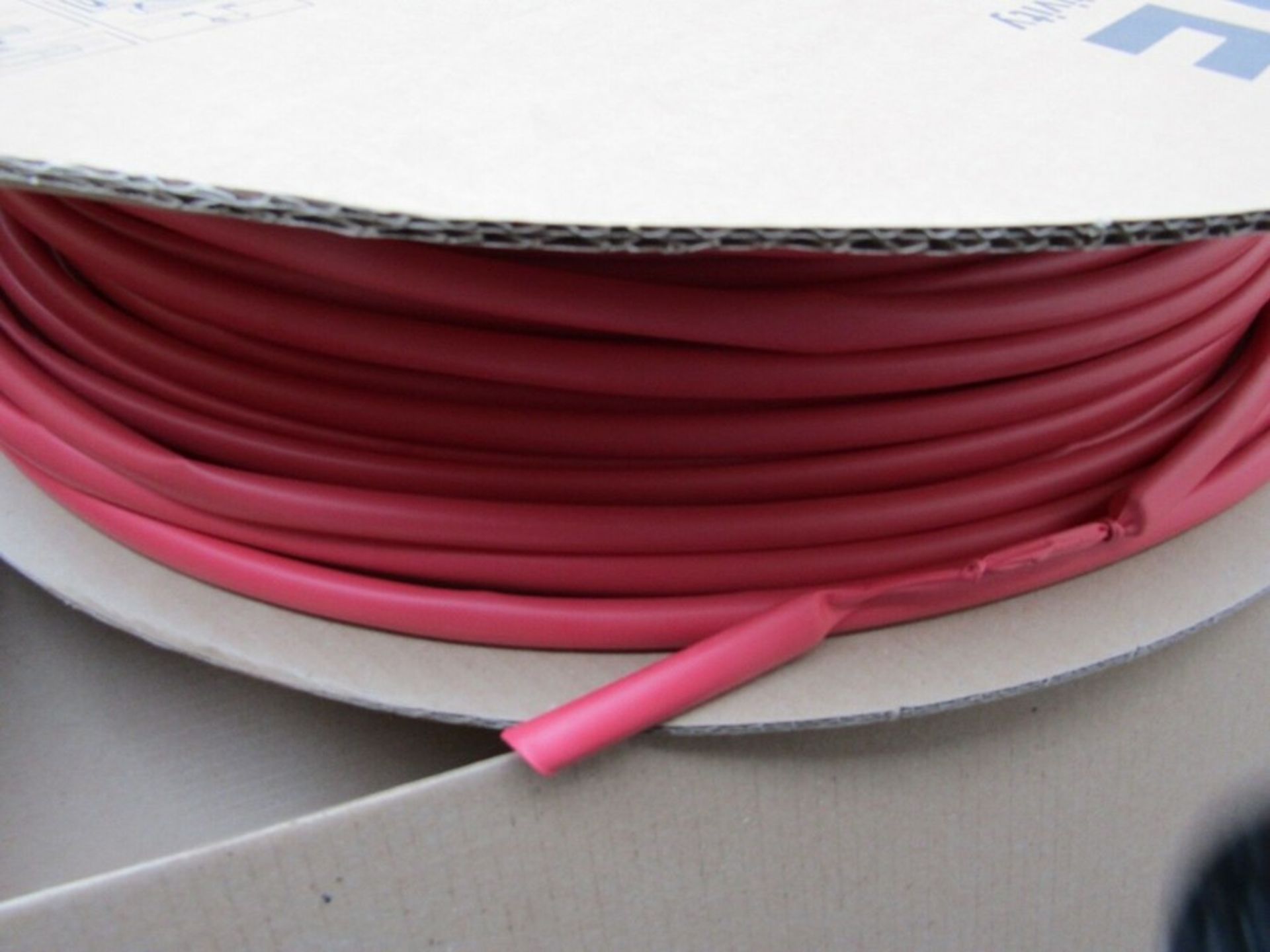 200m x TE Connectivity Red 4:1 Heat Shrink Tubing 12mm Dia. x 1.2m H9RB 8478265 - Image 2 of 3