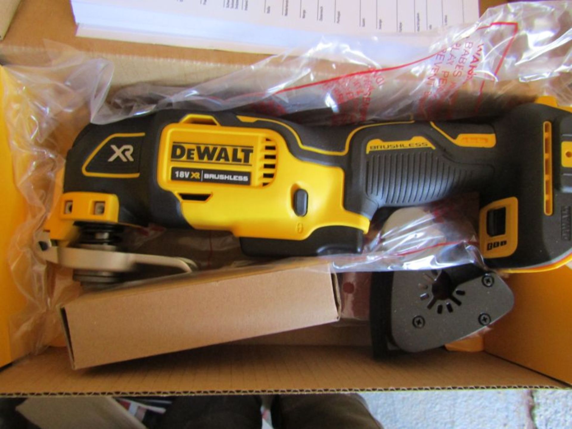 DeWalt DCS356N XJ Oscillating Multi-Tool 18V Bare Unit - Brushless BL1 1929437