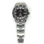 Vintage Oris Super 17 jewels Diver Watch with stainless steel bracelet - 36mm case - working order.