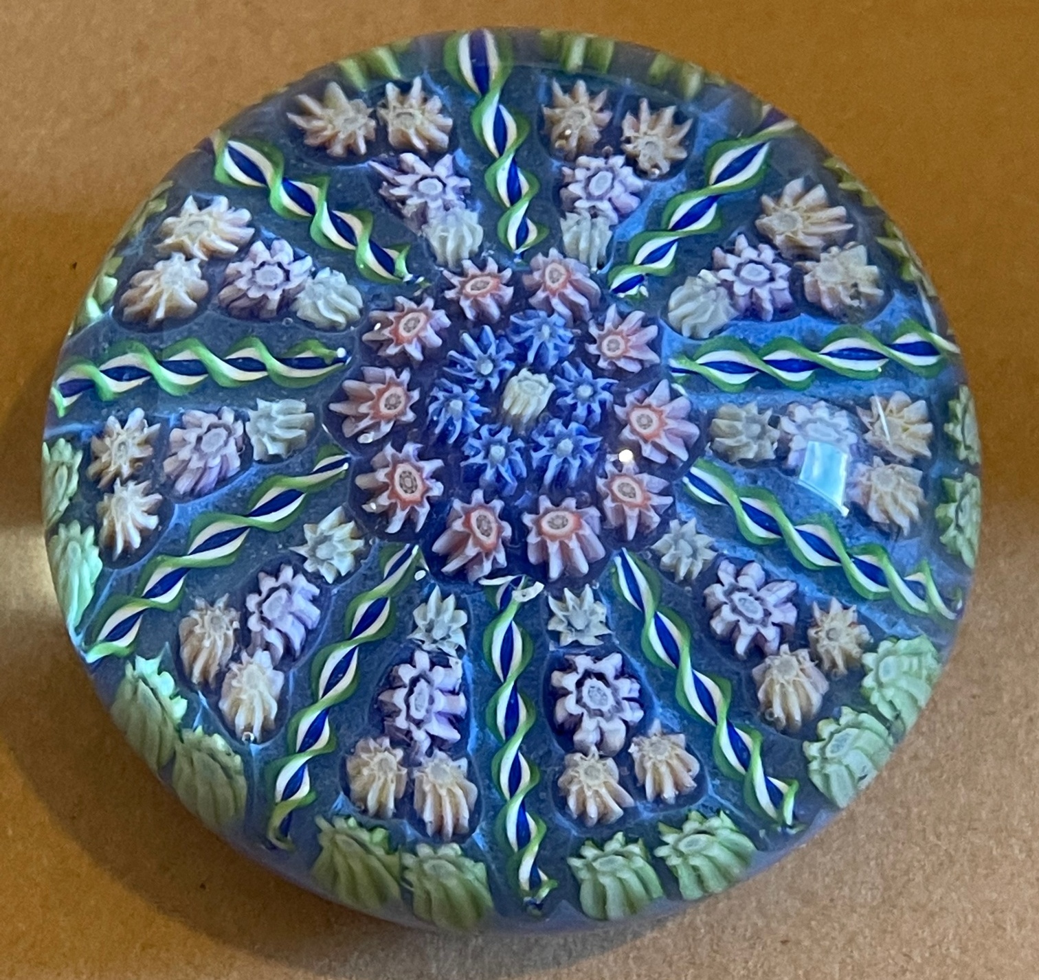 Lot of 3 Vintage Perthshire Paperweights each approx 75mm diameter and 50mm tall. - Image 4 of 9