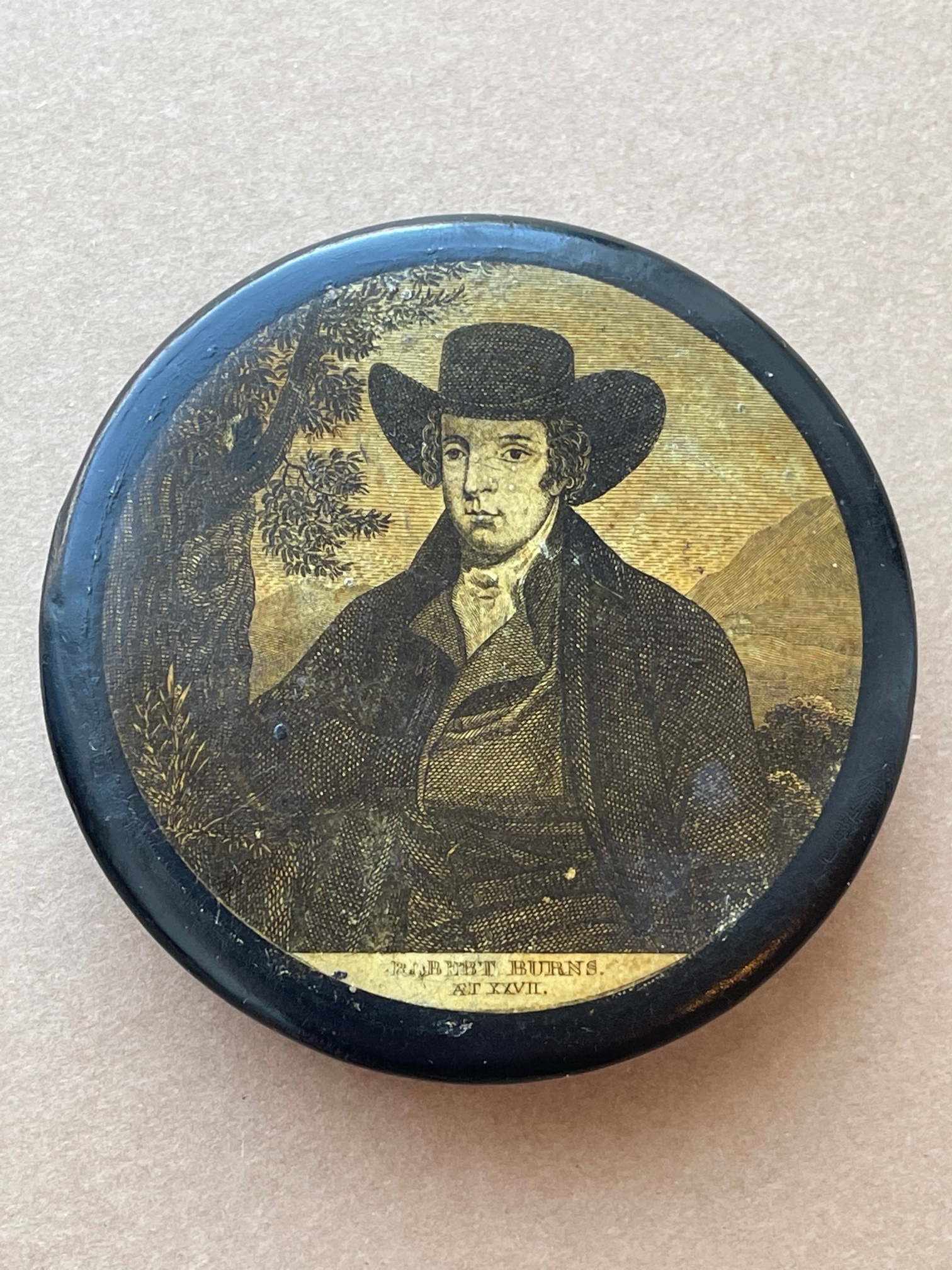 Robert Burns Paper Mache Circular Snuff Box - 3 5/8" (90mm) diameter. - Image 2 of 8