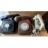 Lot of 3 Vintage BritishTelecom Phones - working order.