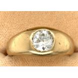 Victorian 18 karat Gold Ring size (Q 1/2) with approximately a 1 carat Diamond - 10.6 grams weight.