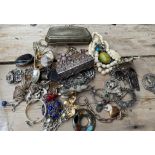 Bag of Mixed Jewellery-Miracle odd items etc.