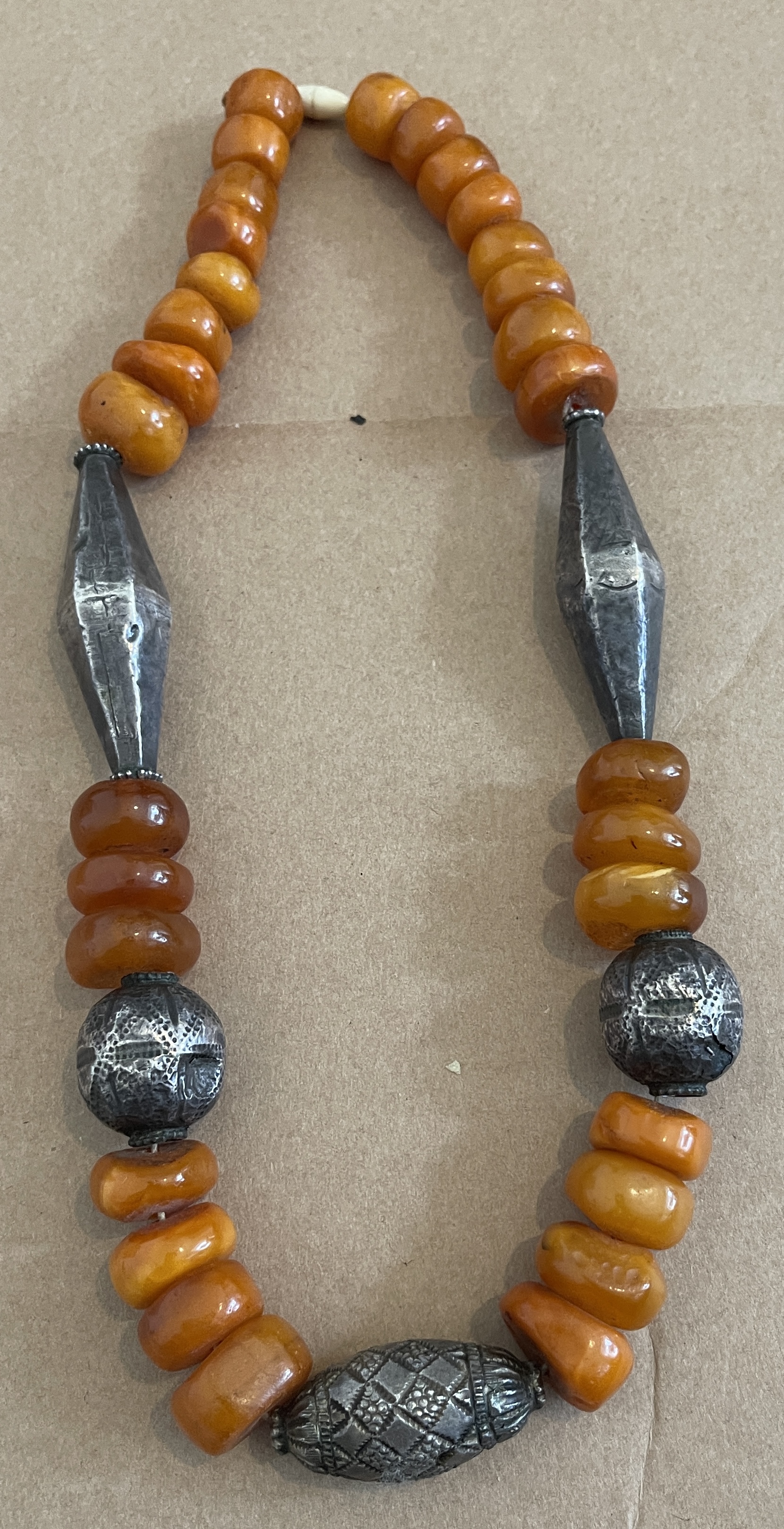 Antique Ethnic Berber? Silver and Amber/Bakelite Necklace - 49cm long - 104 grams.