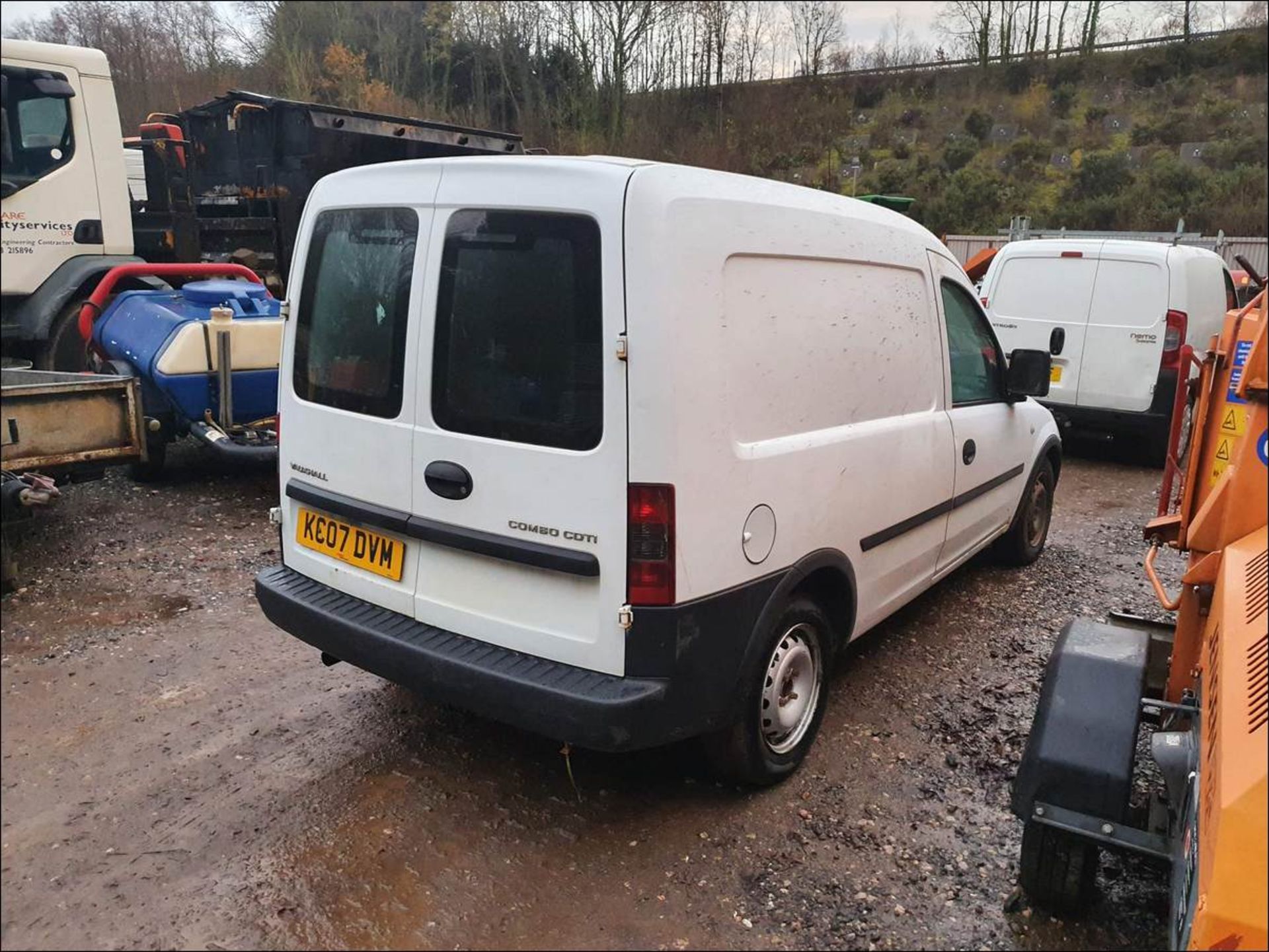 07/07 VAUXHALL COMBO 1700 CDTI - 1248cc 5dr Van (White, 204k) - Image 6 of 7