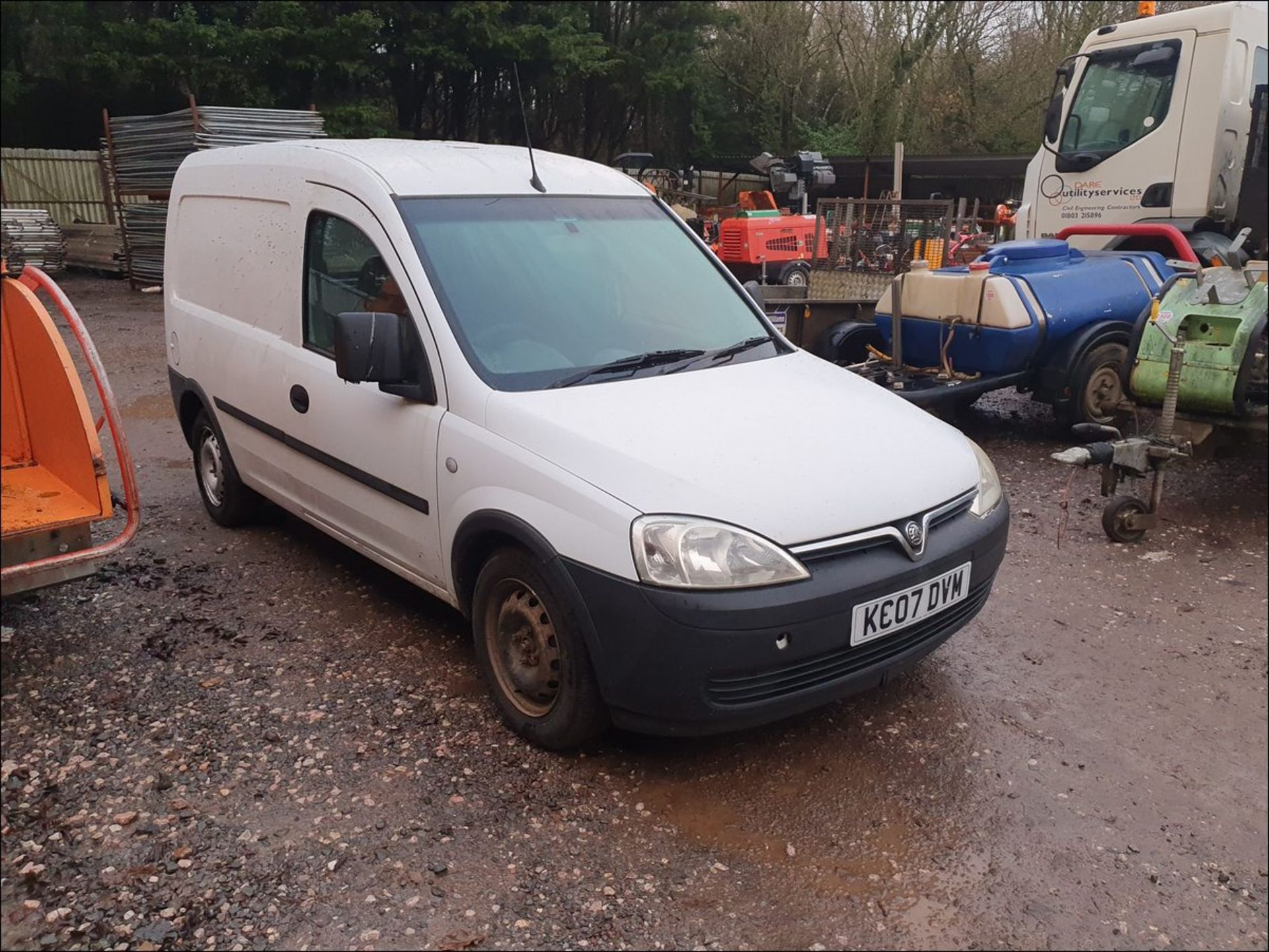 07/07 VAUXHALL COMBO 1700 CDTI - 1248cc 5dr Van (White, 204k) - Image 2 of 7