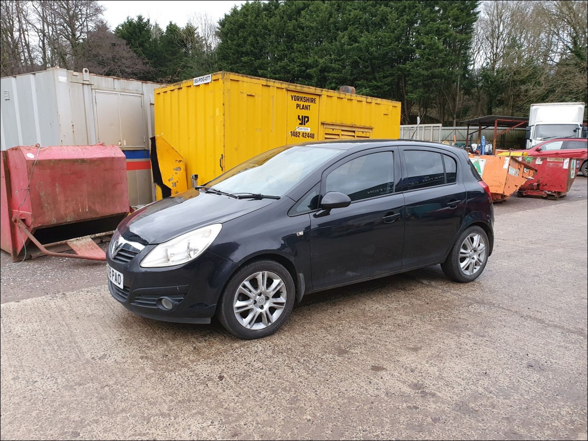 08/58 VAUXHALL CORSA DESIGN CDTI - 1248cc 5dr Hatchback (Black, 83k) - Image 2 of 12