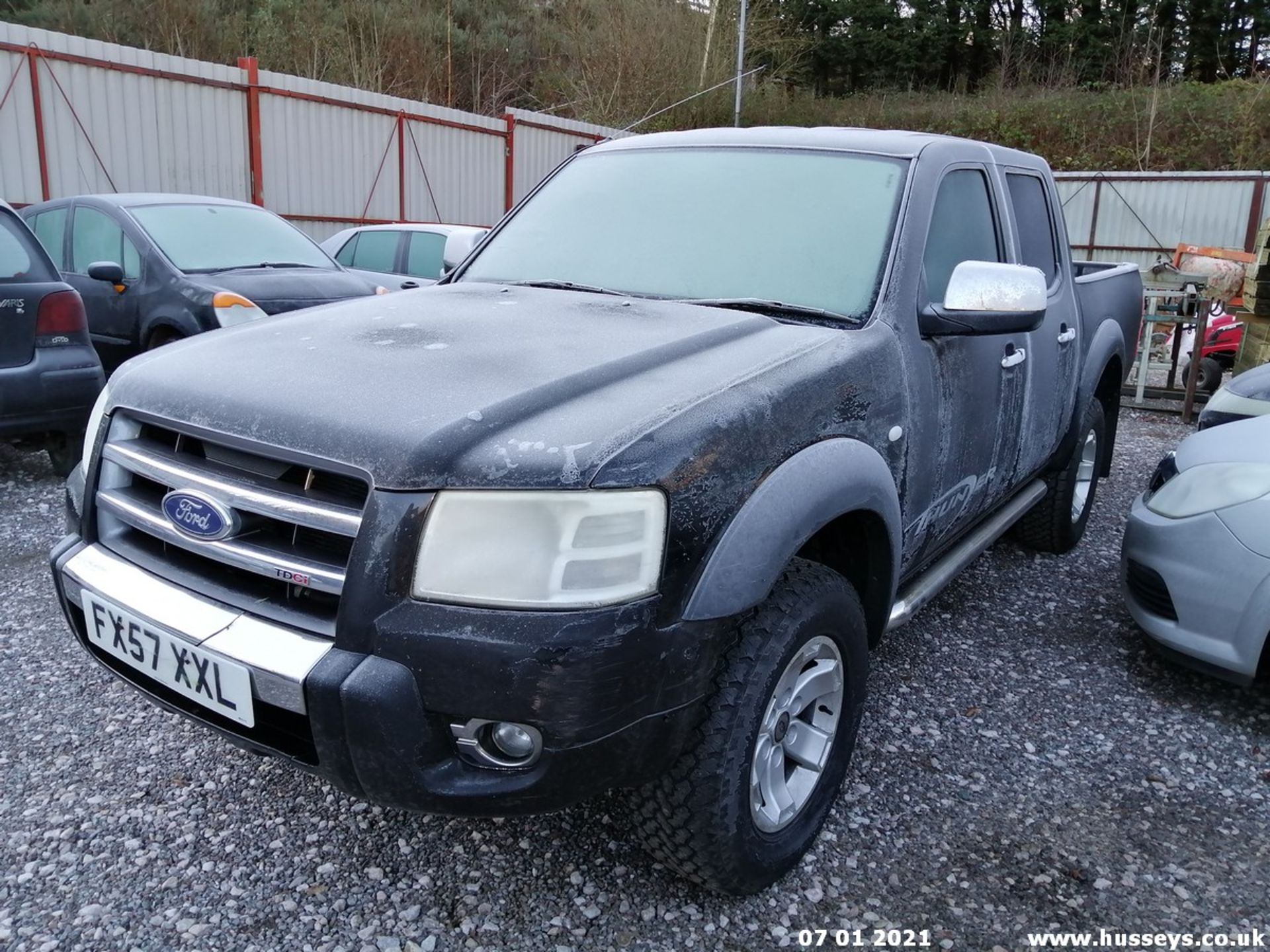 07/57 FORD RANGER THUNDER TDCI A - 2953cc 4dr Pickup (Black, 146k) - Image 6 of 27