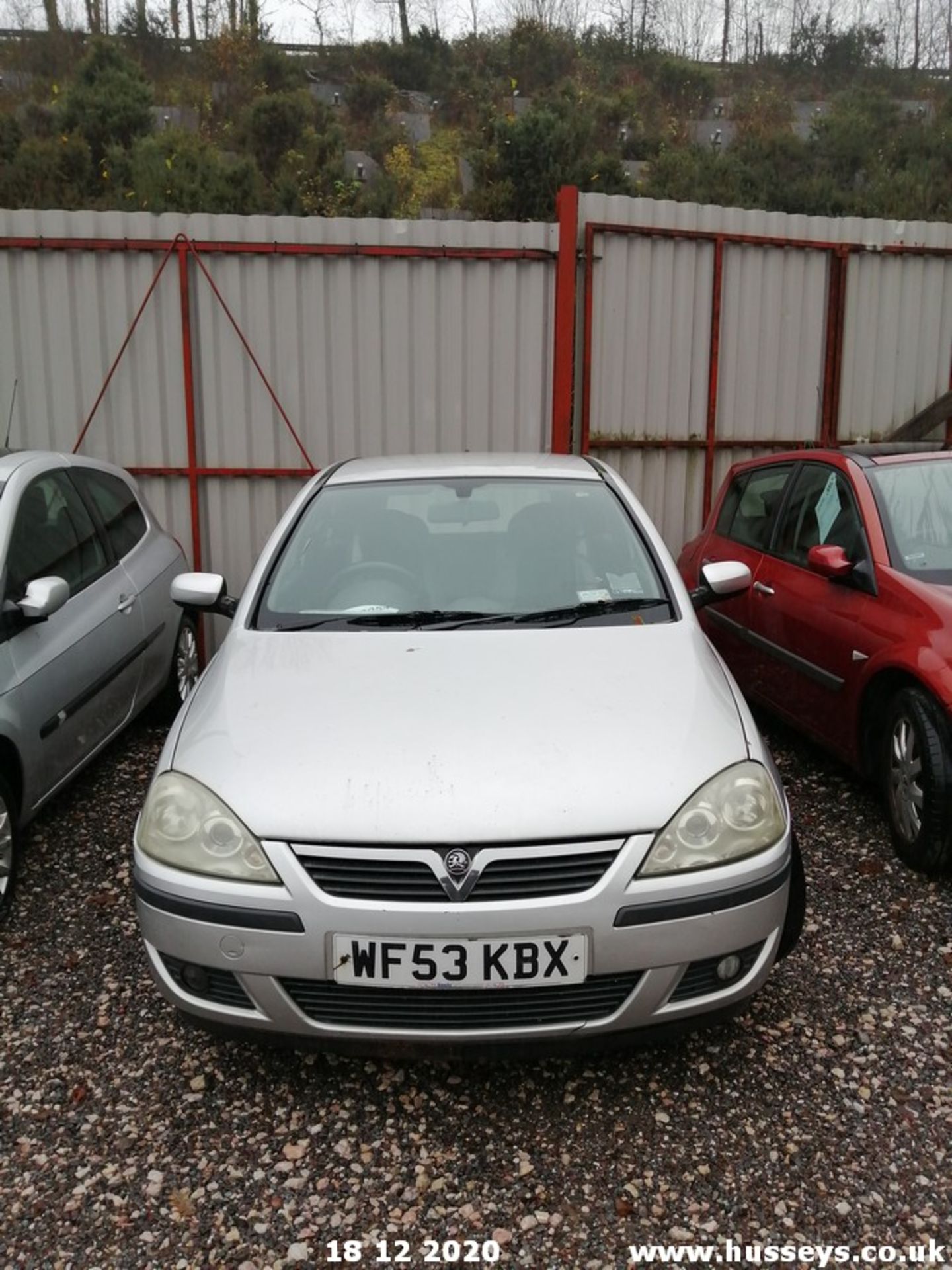 03/53 VAUXHALL CORSA SXI 16V - 1199cc 3dr Hatchback (Silver, 93k) - Image 2 of 10