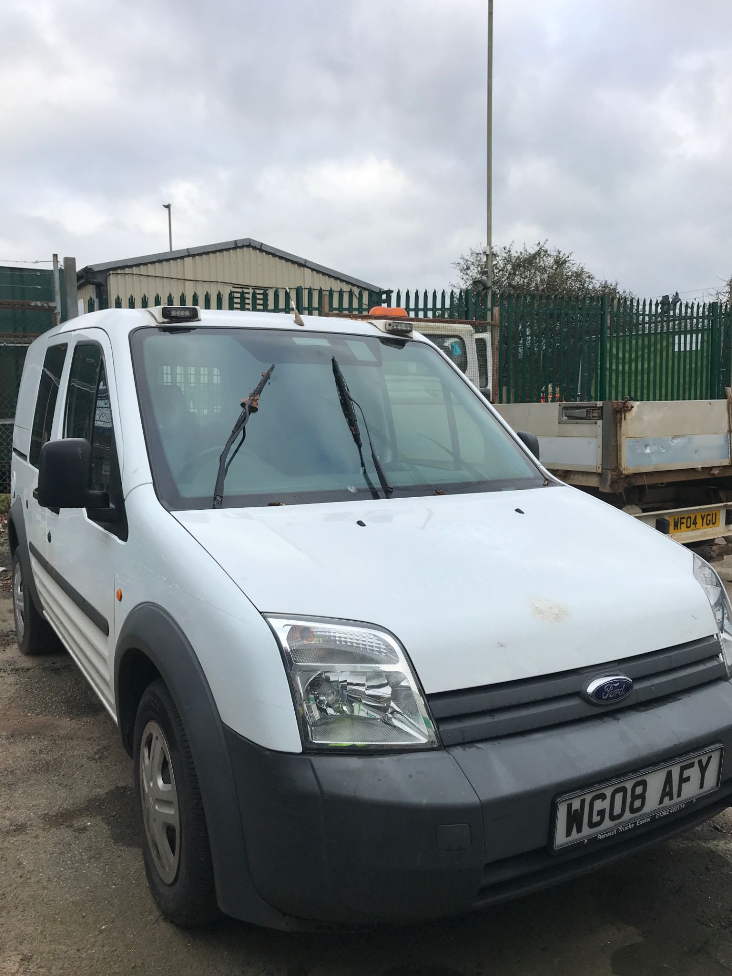 08/08 FORD TRANSIT CONN T210 L75 - 1753cc Van (White, 54k) - Image 2 of 9