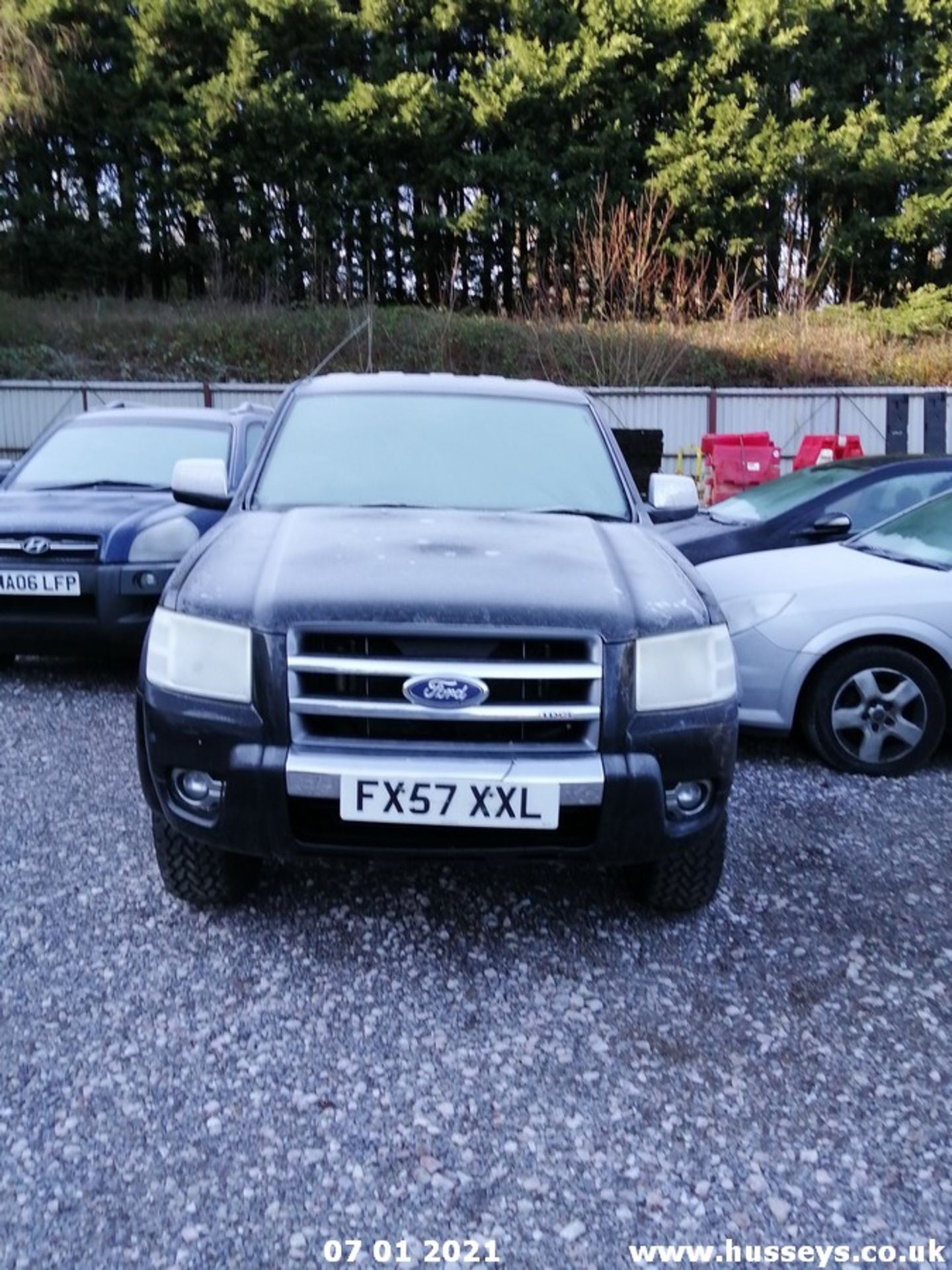 07/57 FORD RANGER THUNDER TDCI A - 2953cc 4dr Pickup (Black, 146k) - Image 5 of 27