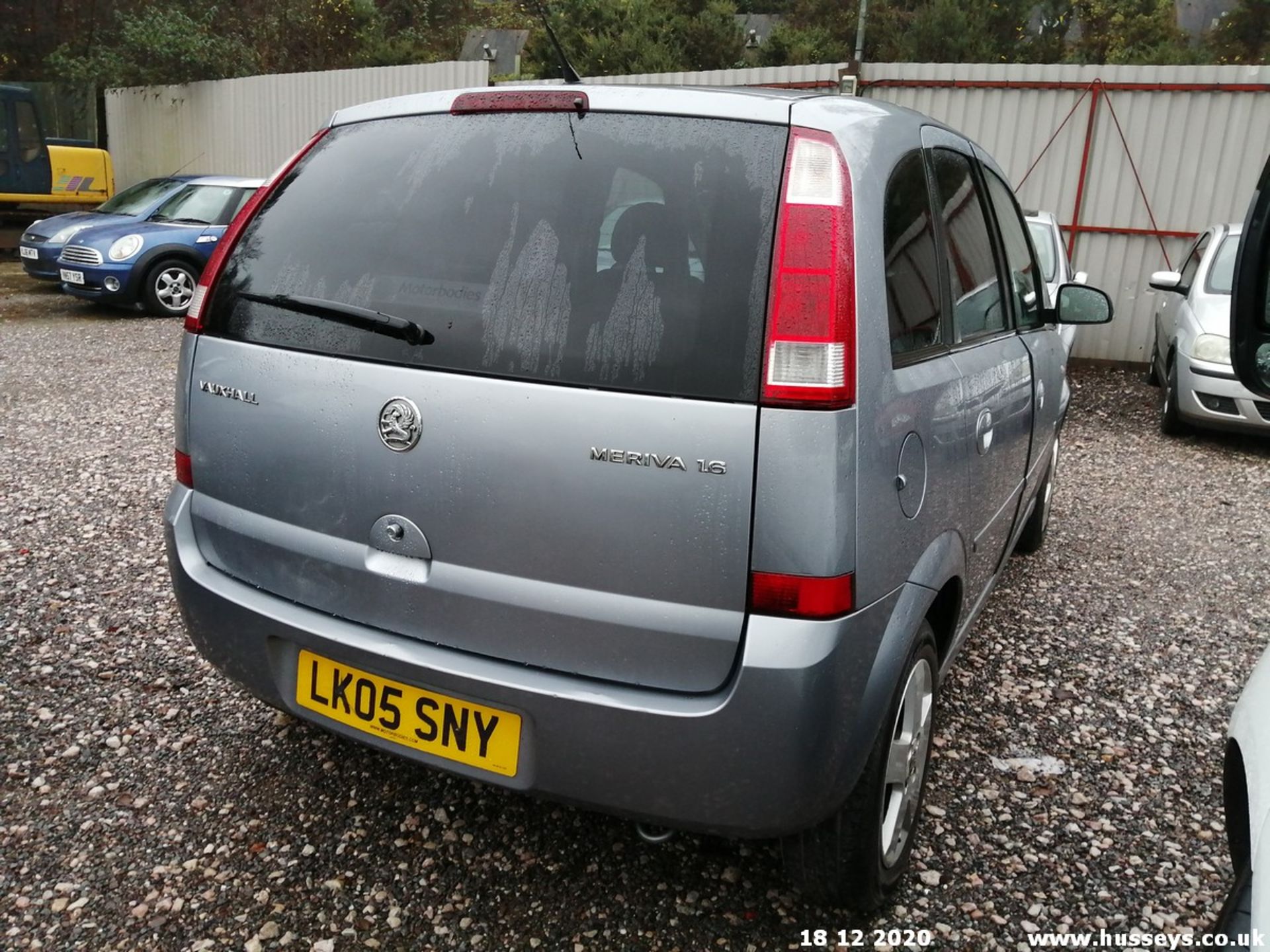 05/05 VAUXHALL MERIVA DESIGN 16V - 1598cc 5dr MPV (Silver, 85k) - Image 9 of 13