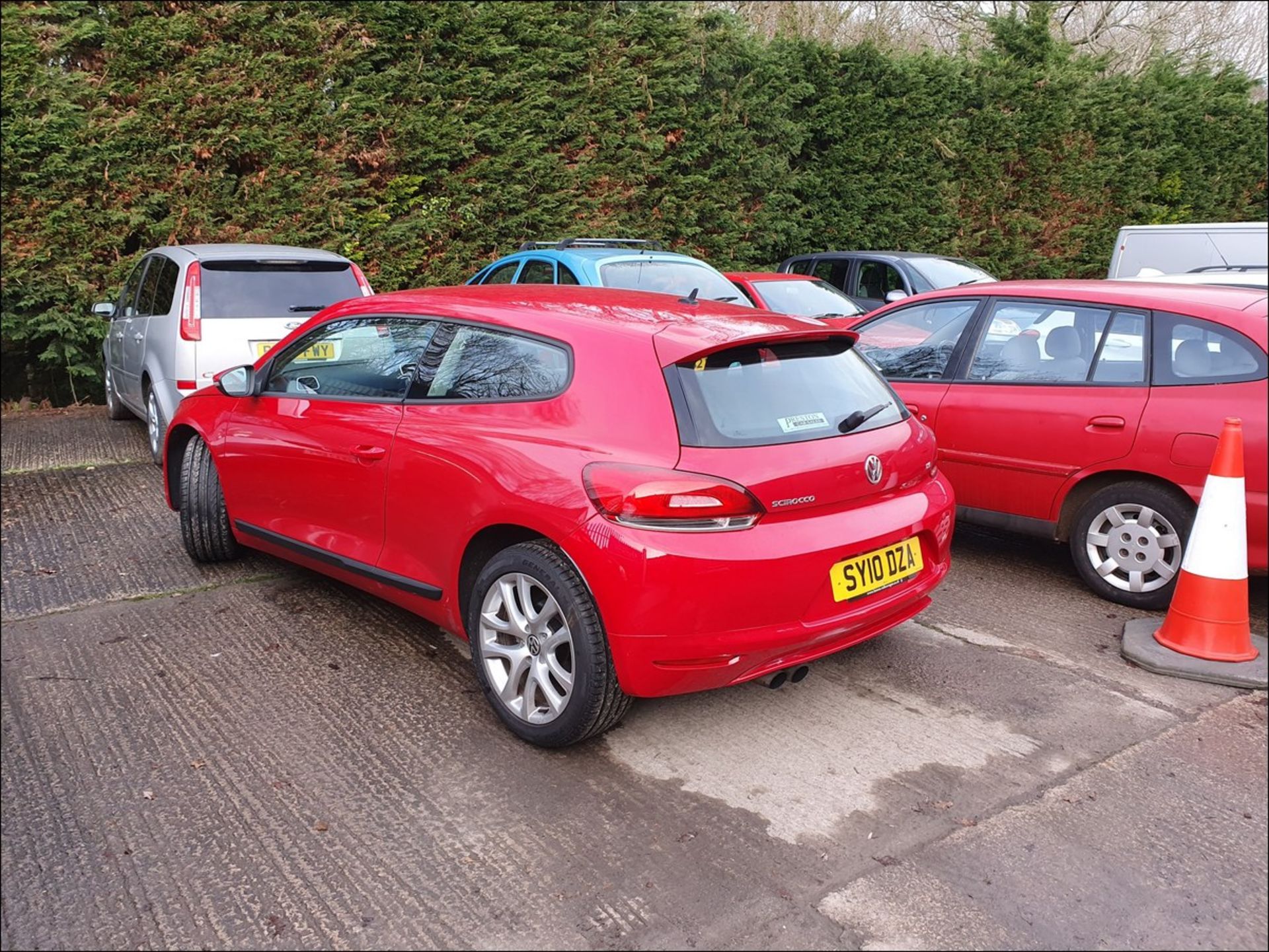 10/10 VOLKSWAGEN SCIROCCO TSI - 1390cc 2dr Coupe (Red, 107k) - Image 2 of 9