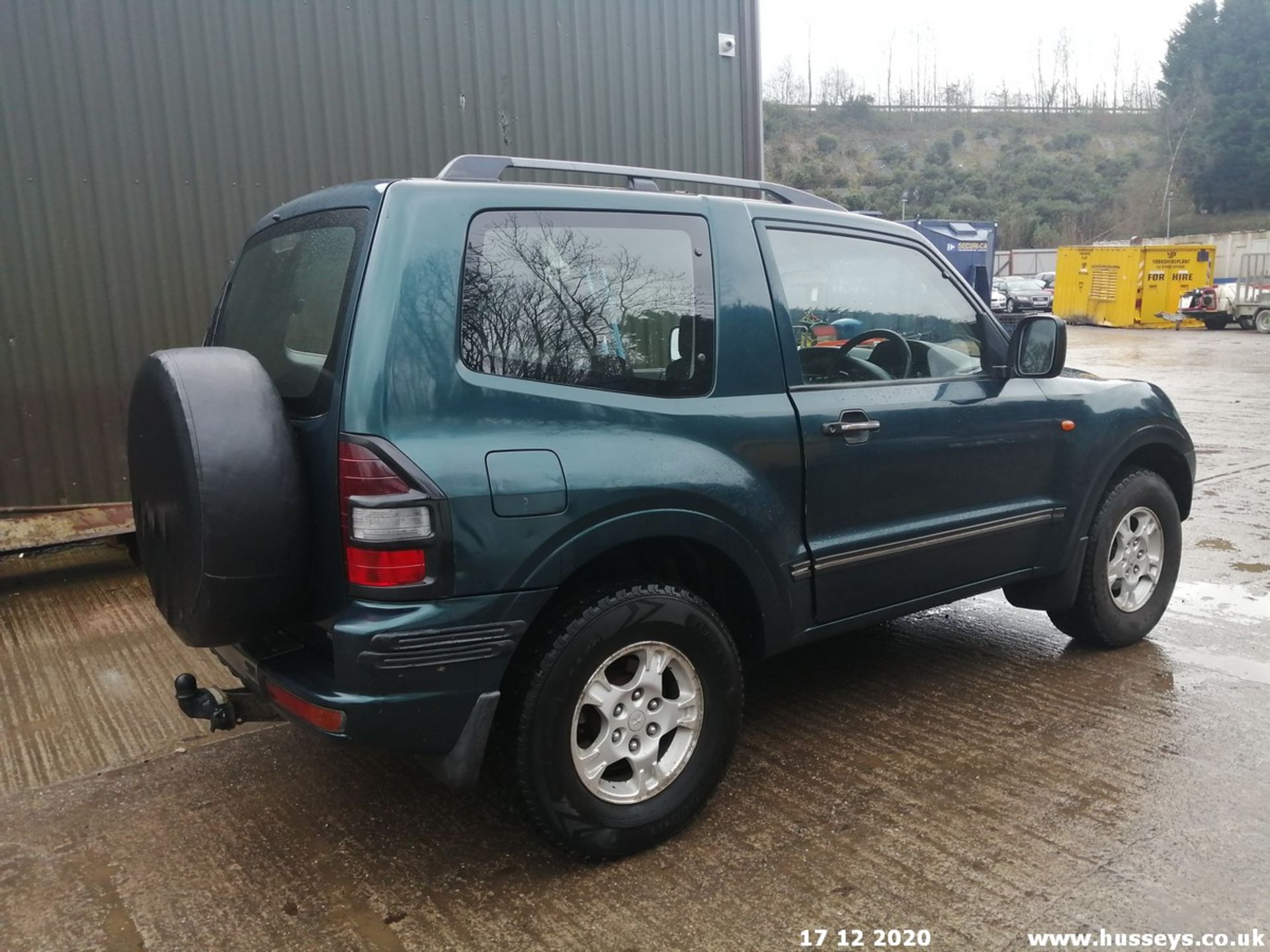 01/51 MITSUBISHI SHOGUN CLASSIC DI-D - 3200cc 3dr Estate (Green, 85k) - Image 5 of 13