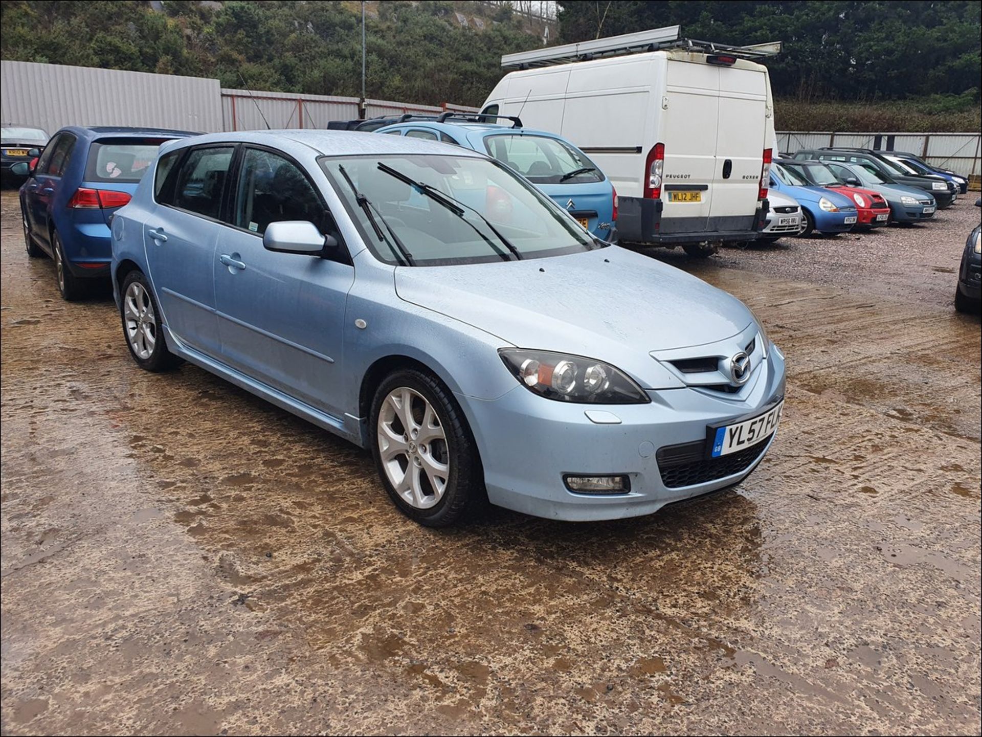 08/57 MAZDA 3 SPORT - 1999cc 5dr Hatchback (Blue, 92k) - Image 2 of 6