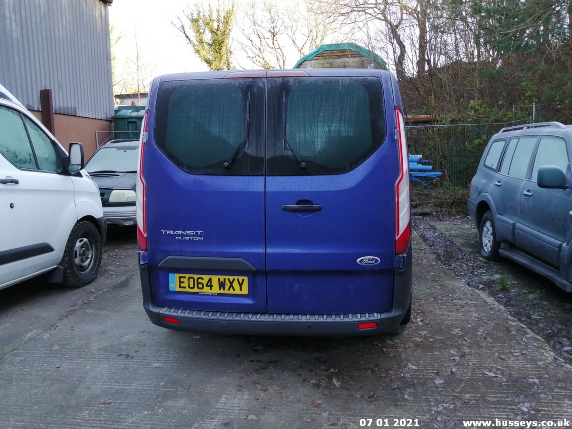 14/64 FORD TRANSIT CUSTOM 310 TREND - 2198cc 5dr MPV (Blue, 85k) - Image 4 of 10