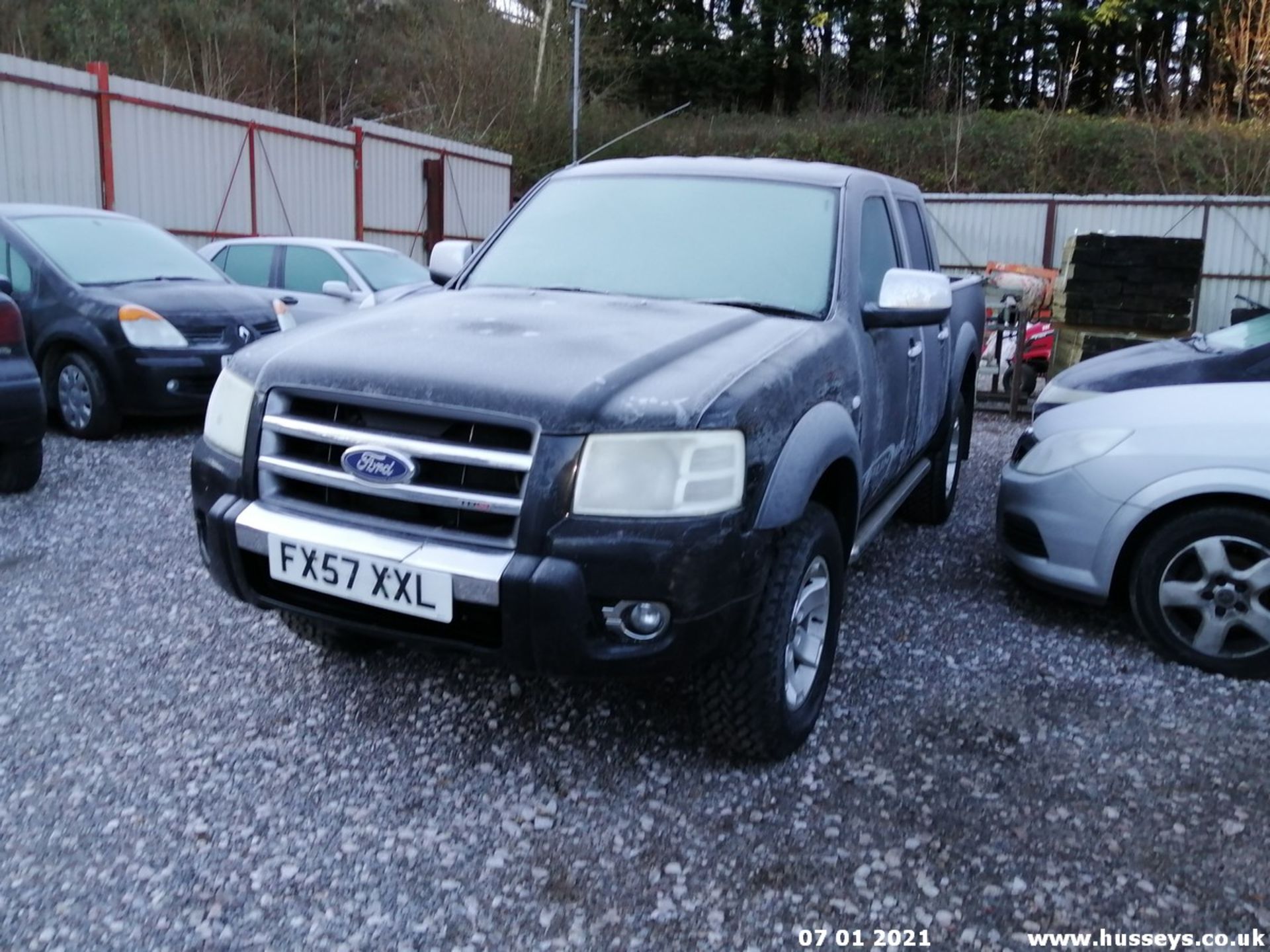 07/57 FORD RANGER THUNDER TDCI A - 2953cc 4dr Pickup (Black, 146k) - Image 2 of 27