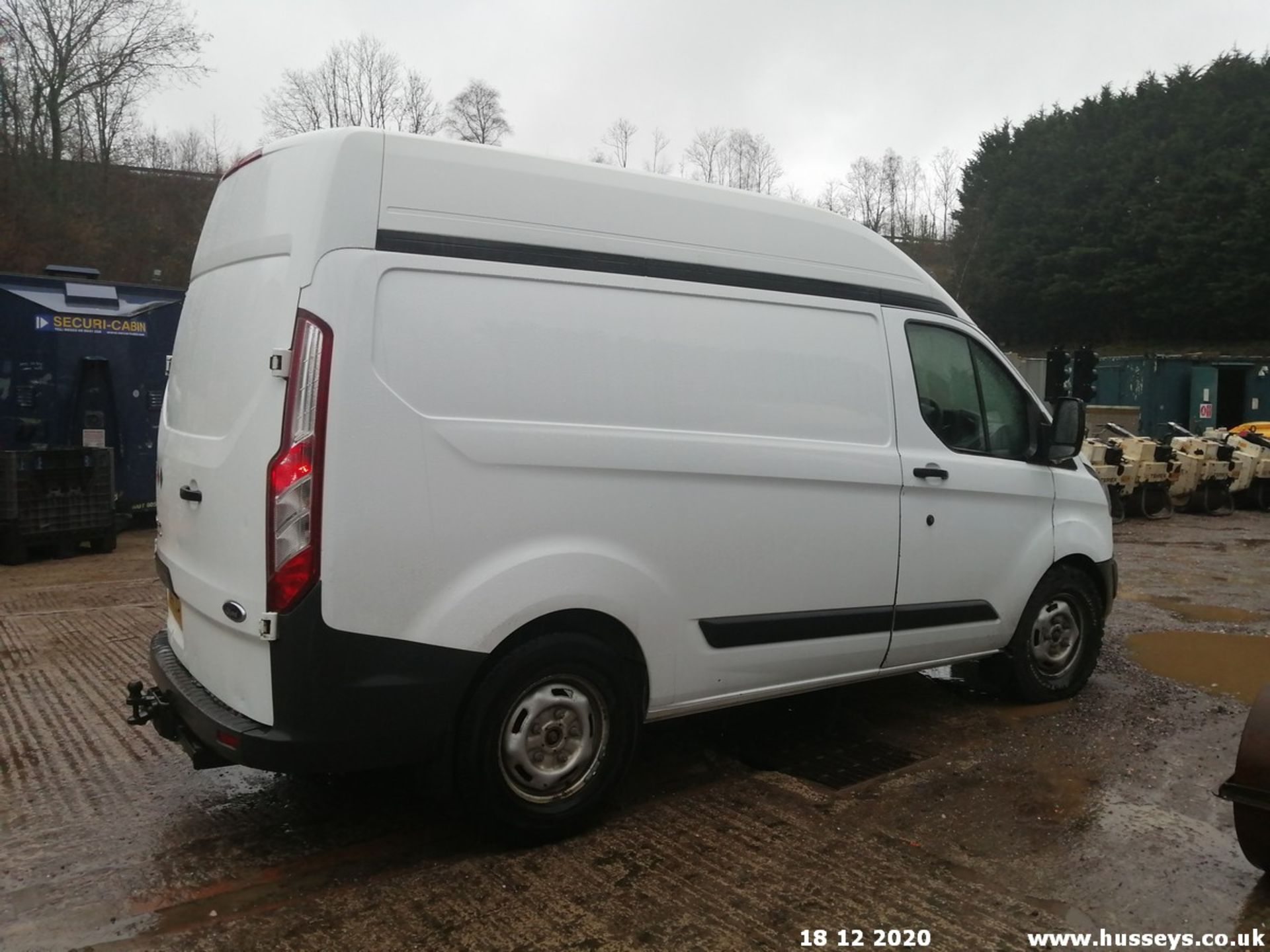 15/15 FORD TRANSIT CUSTOM 330 ECO-TE - 2198cc 5dr Van (White, 57k) - Image 9 of 12