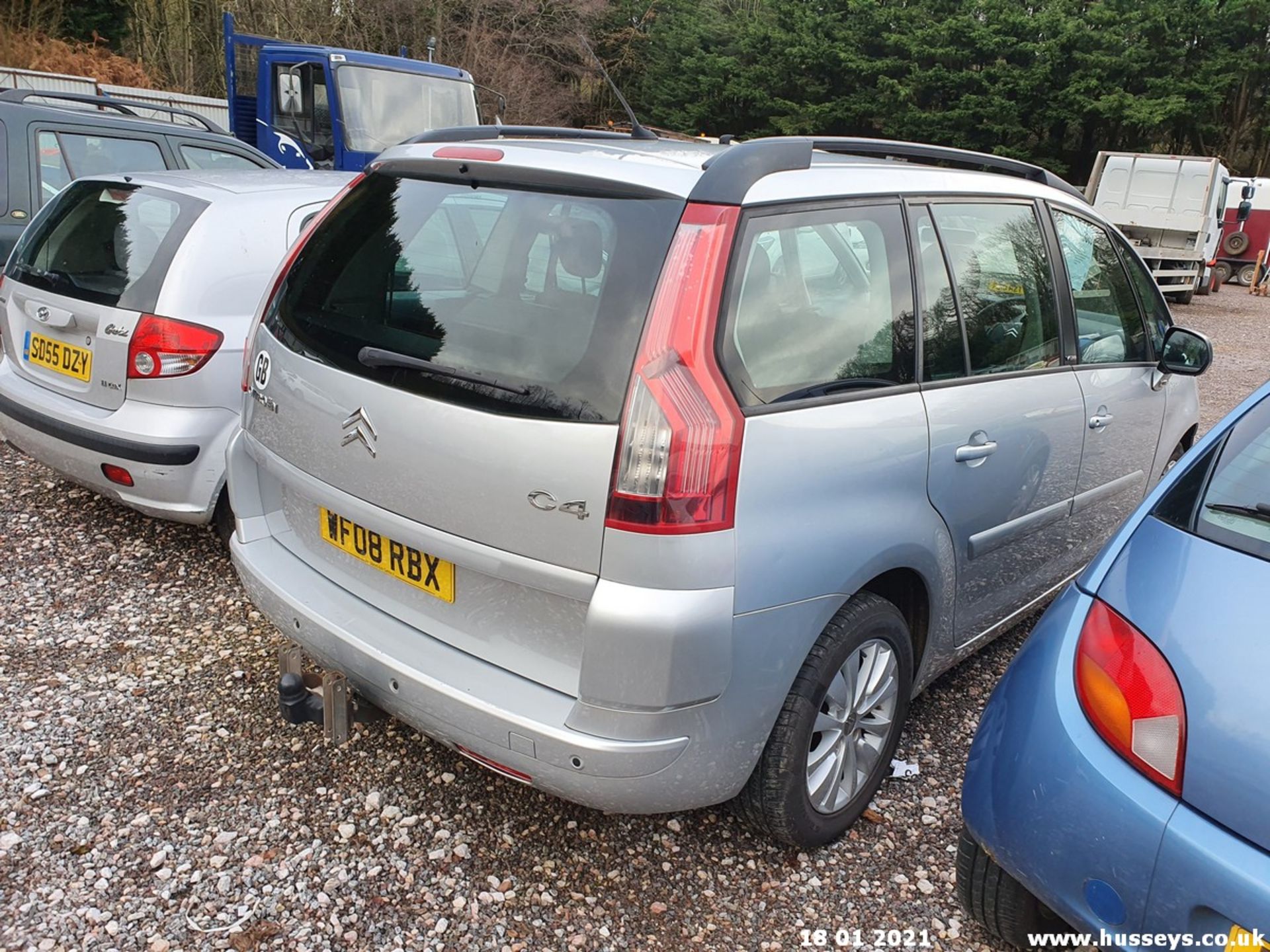 08/08 CITROEN C4 PICASSO 7 VTR+ HDI A - 1997cc 5dr MPV (Silver, 130k) - Image 3 of 10