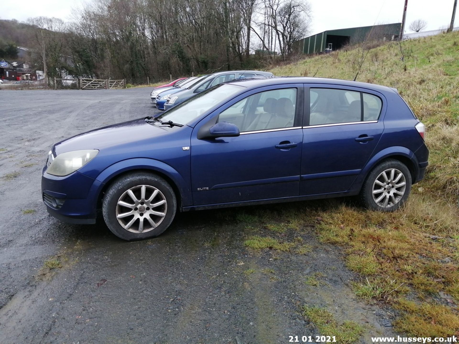 04/54 VAUXHALL ASTRA ELITE - 1598cc 5dr Hatchback (Blue, 96k) - Image 4 of 14