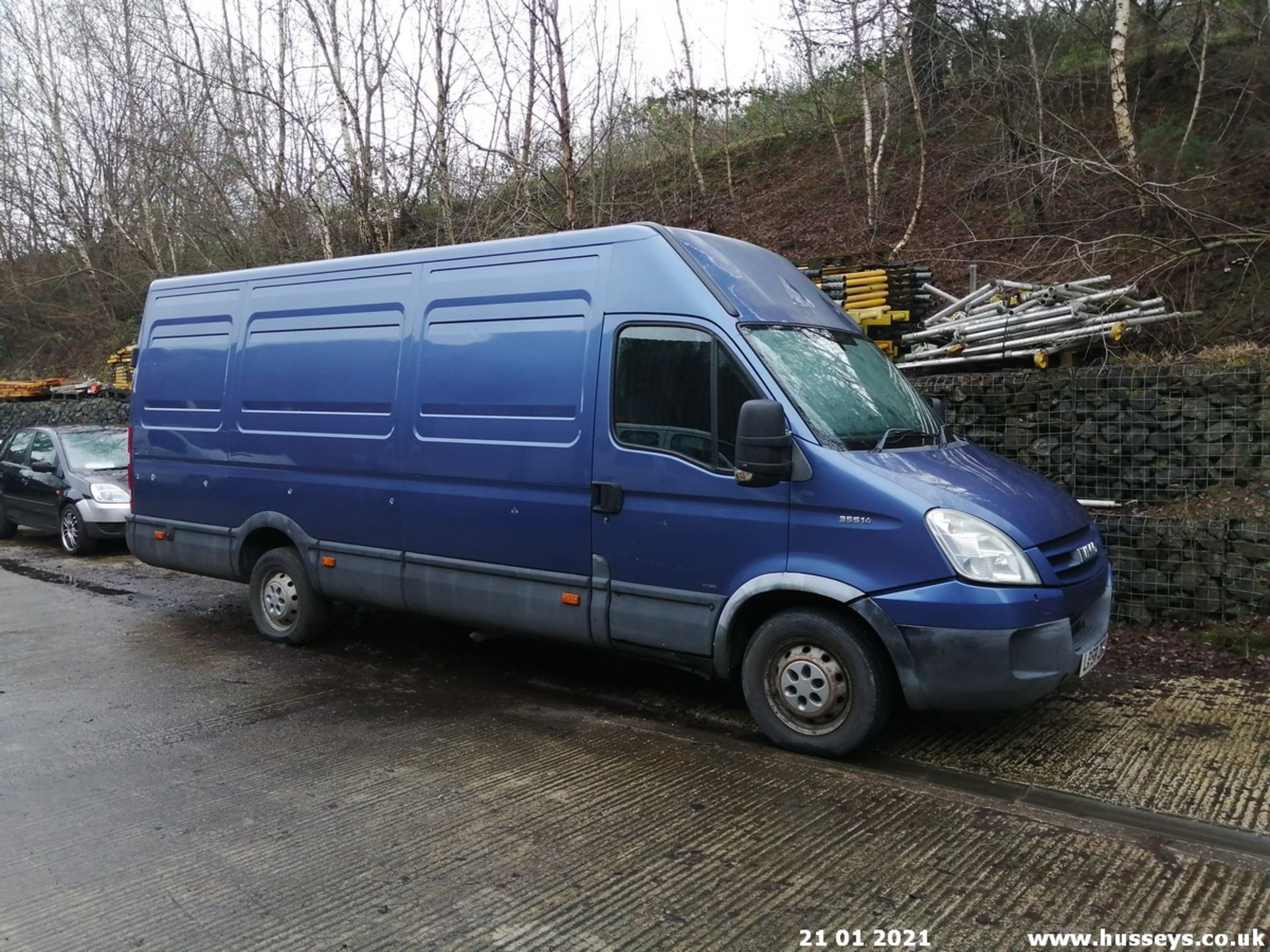 09/58 IVECO DAILY 35S14 LWB S-A - 2287cc 5dr Van (Blue, 181k) - Image 6 of 12