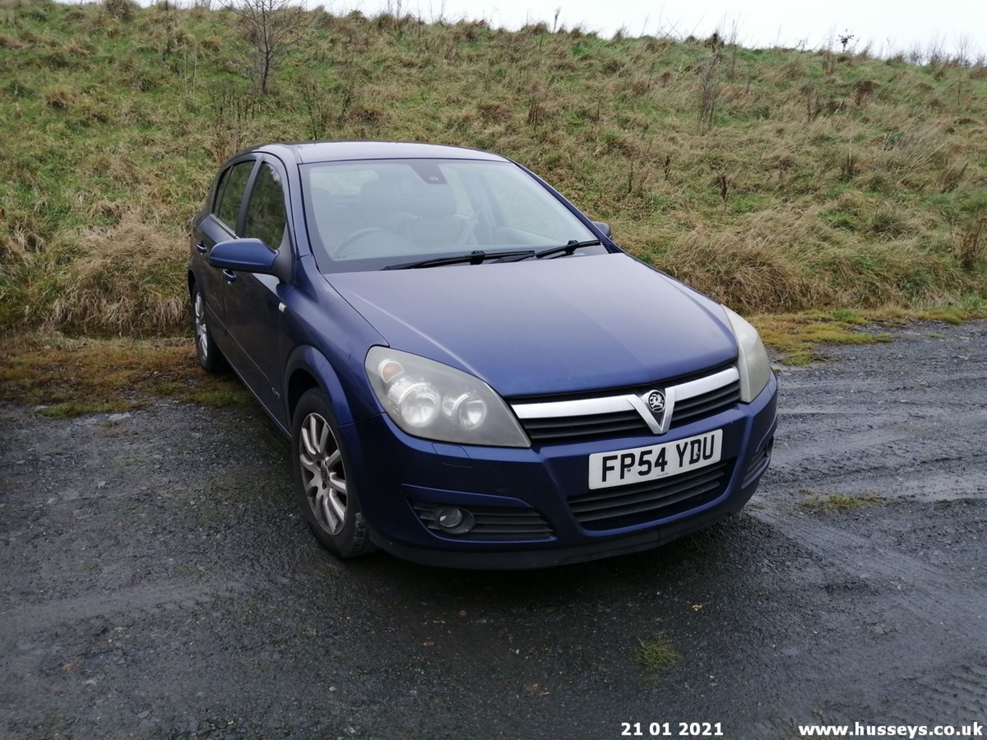 04/54 VAUXHALL ASTRA ELITE - 1598cc 5dr Hatchback (Blue, 96k) - Image 2 of 14