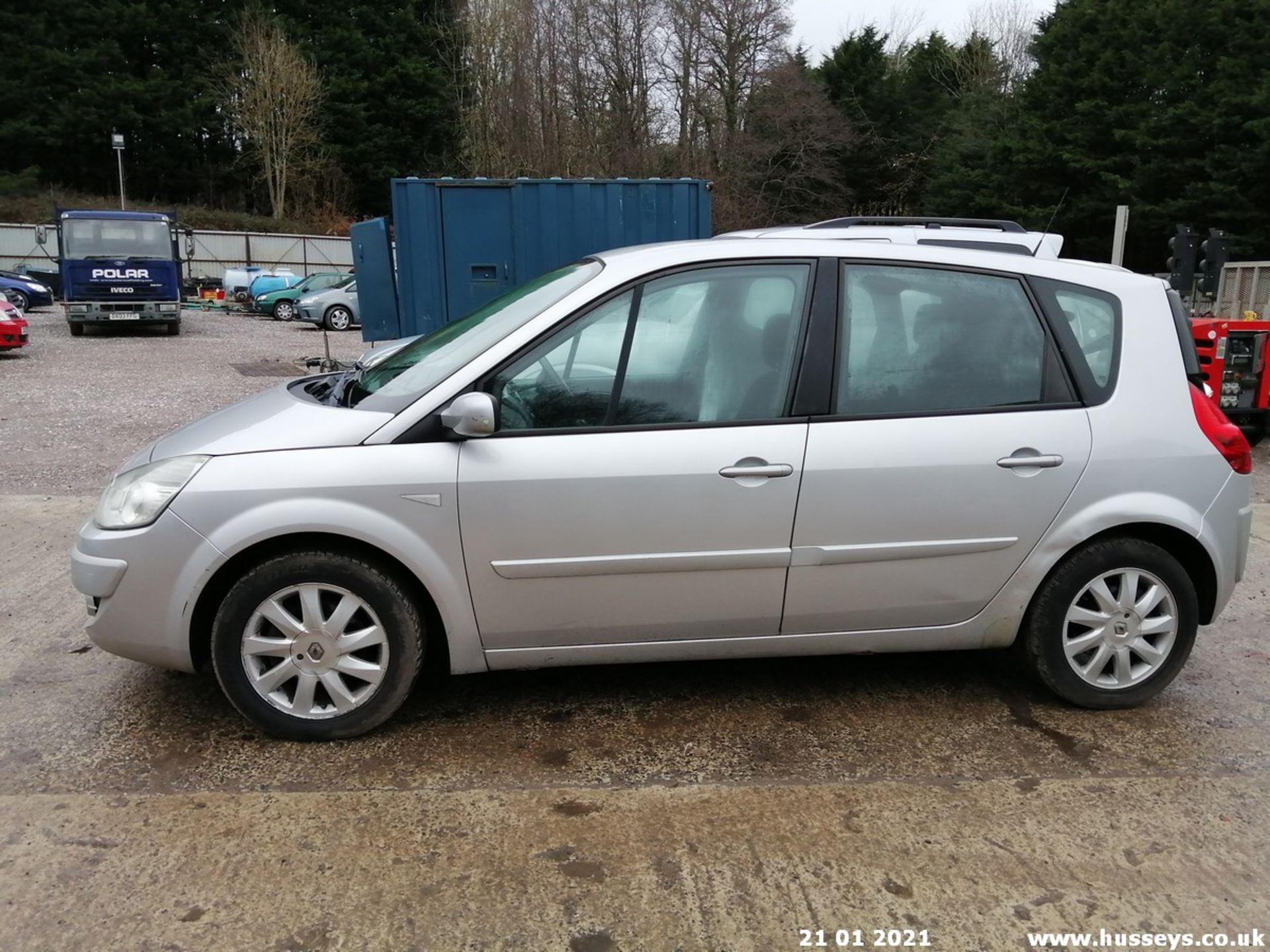 09/09 RENAULT SCENIC DYN VVT - 1598cc 5dr MPV (Silver, 90k) - Image 4 of 12