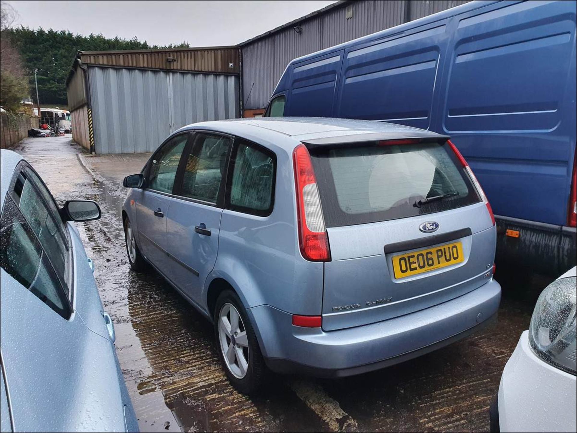 06/06 FORD FOCUS C-MAX LX TDCI(E4) - 1560cc 5dr MPV (Blue, 93k) - Image 4 of 18