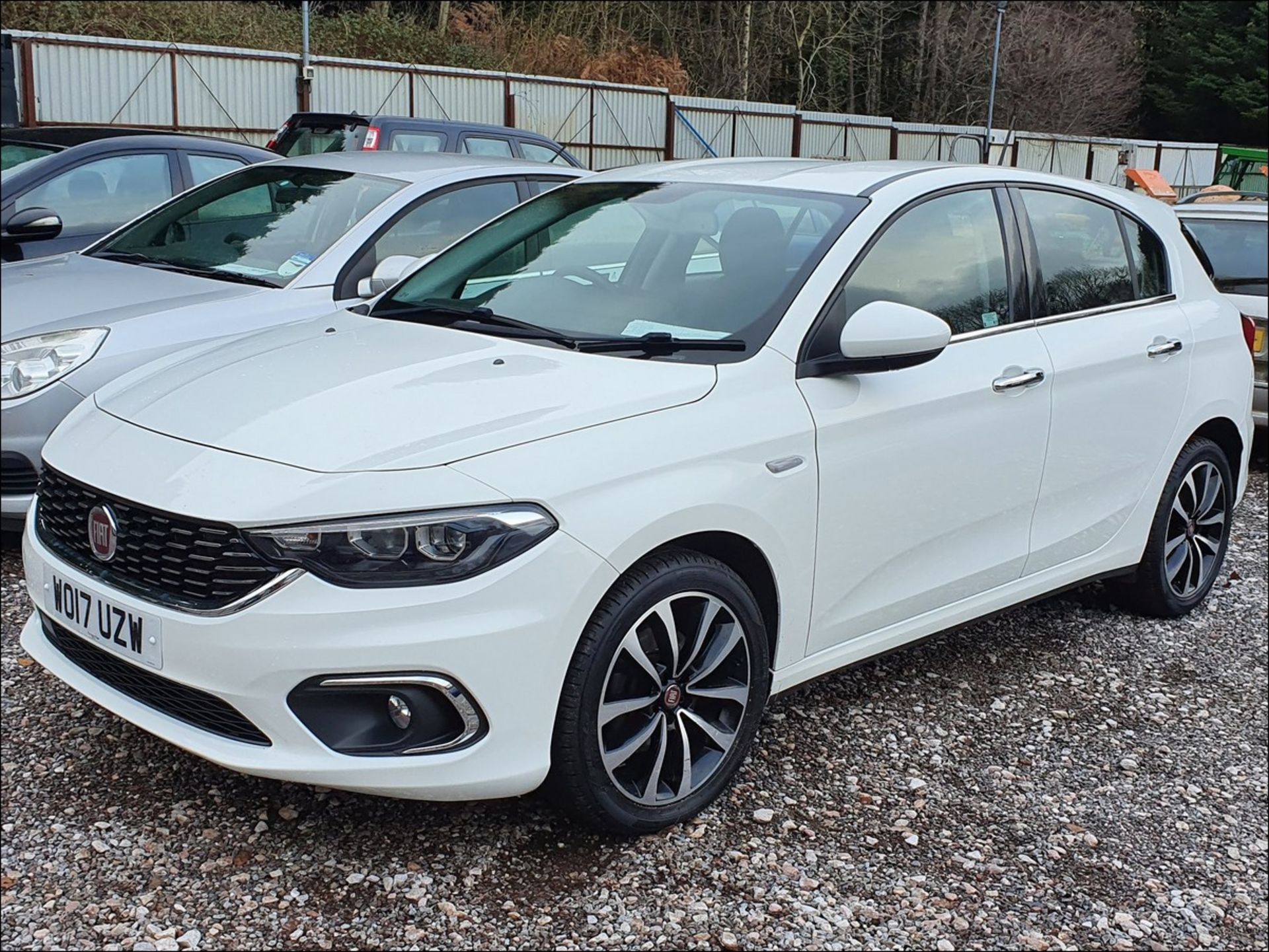 17/17 FIAT TIPO LOUNGE - 1368cc 5dr Hatchback (White, 53k)