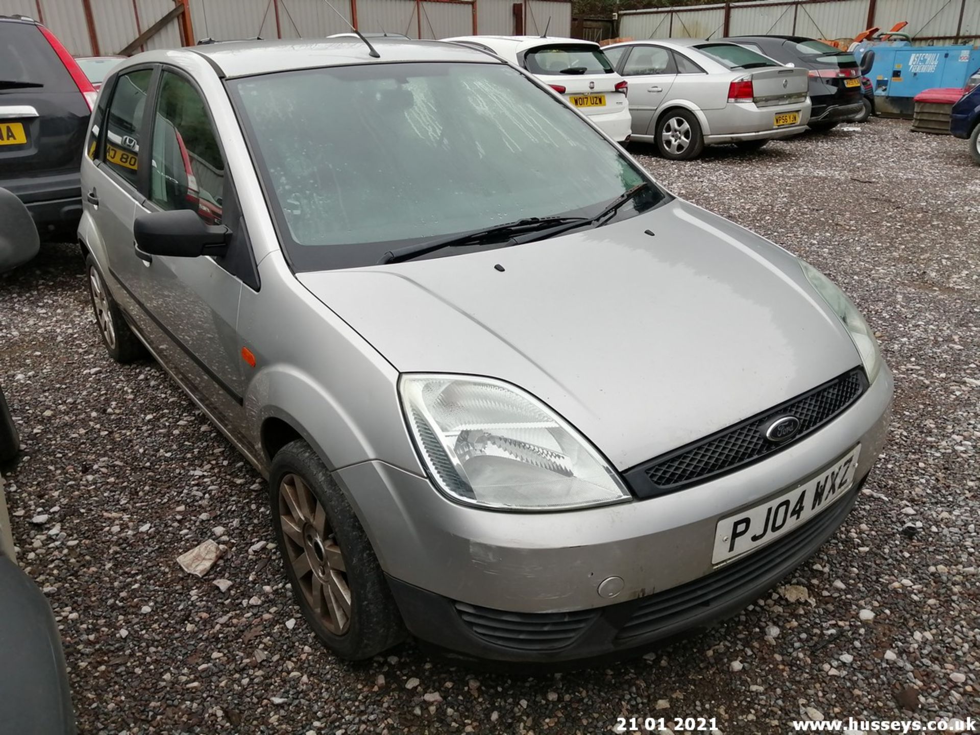 04/04 FORD FIESTA LX - 1242cc 5dr Hatchback (Silver, 115k) - Image 7 of 8