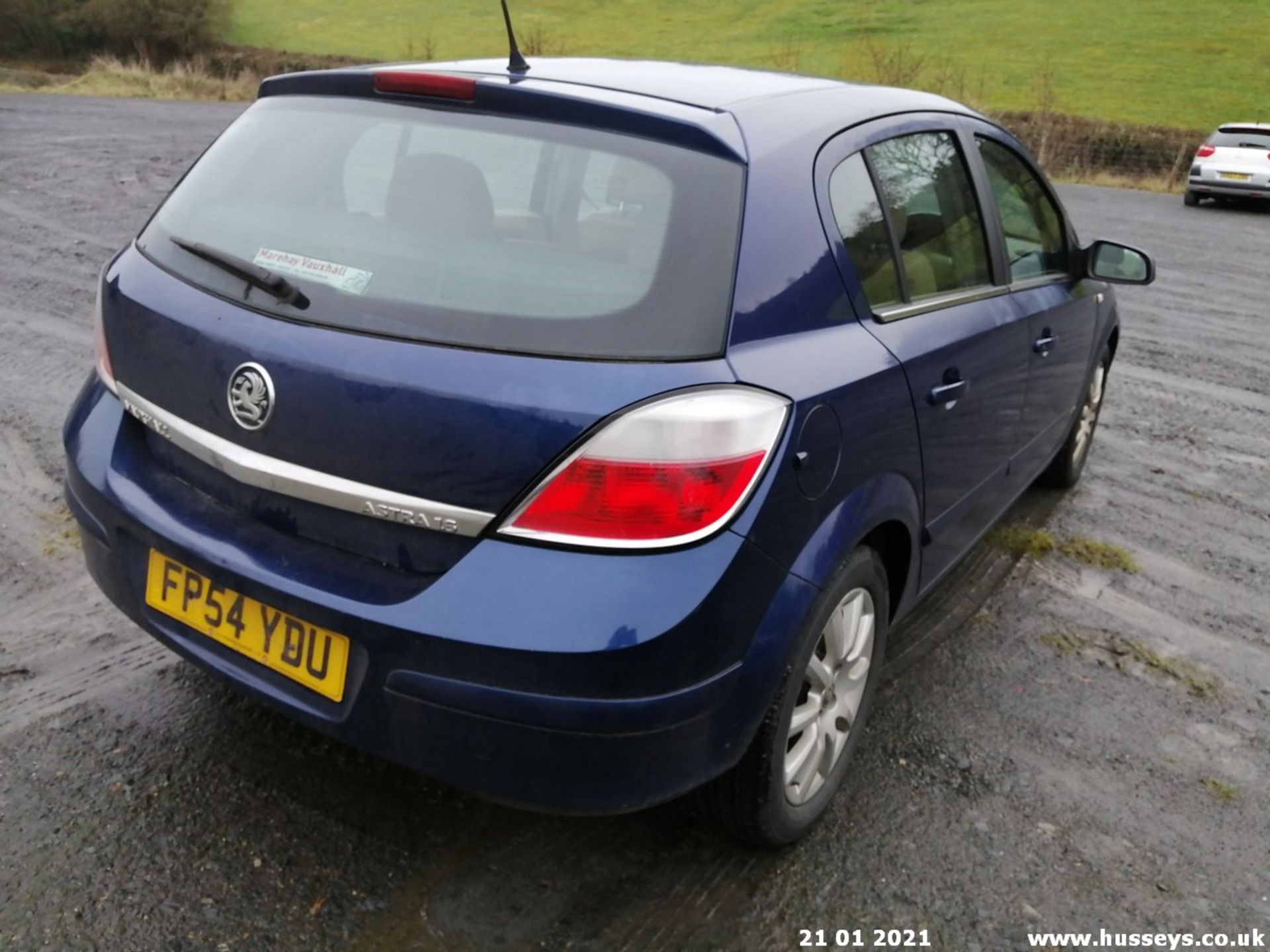 04/54 VAUXHALL ASTRA ELITE - 1598cc 5dr Hatchback (Blue, 96k) - Image 8 of 14