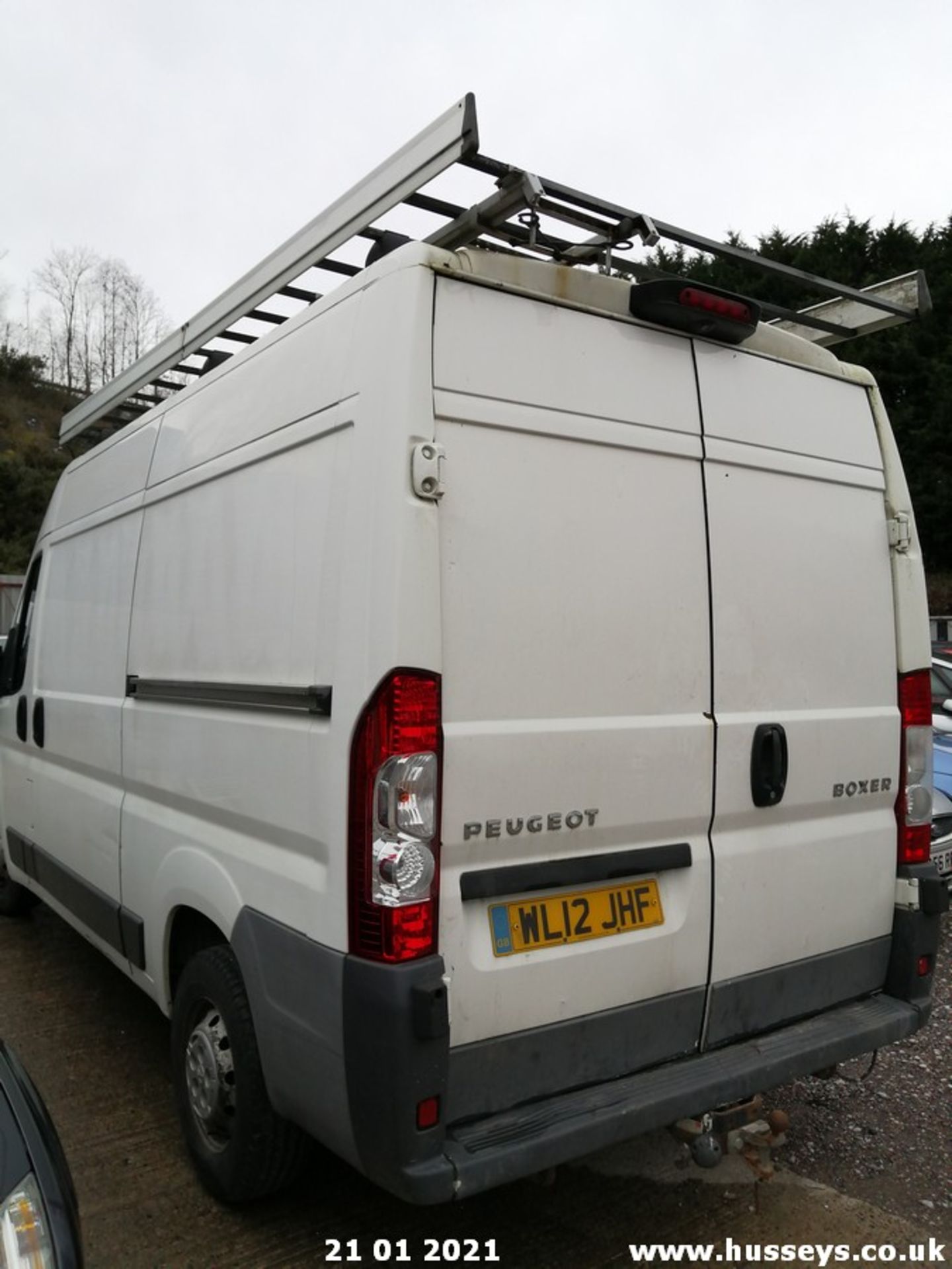 12/12 PEUGEOT BOXER 335 L2H2 HDI - 2198cc 5dr Van (White, 81k) - Image 7 of 13