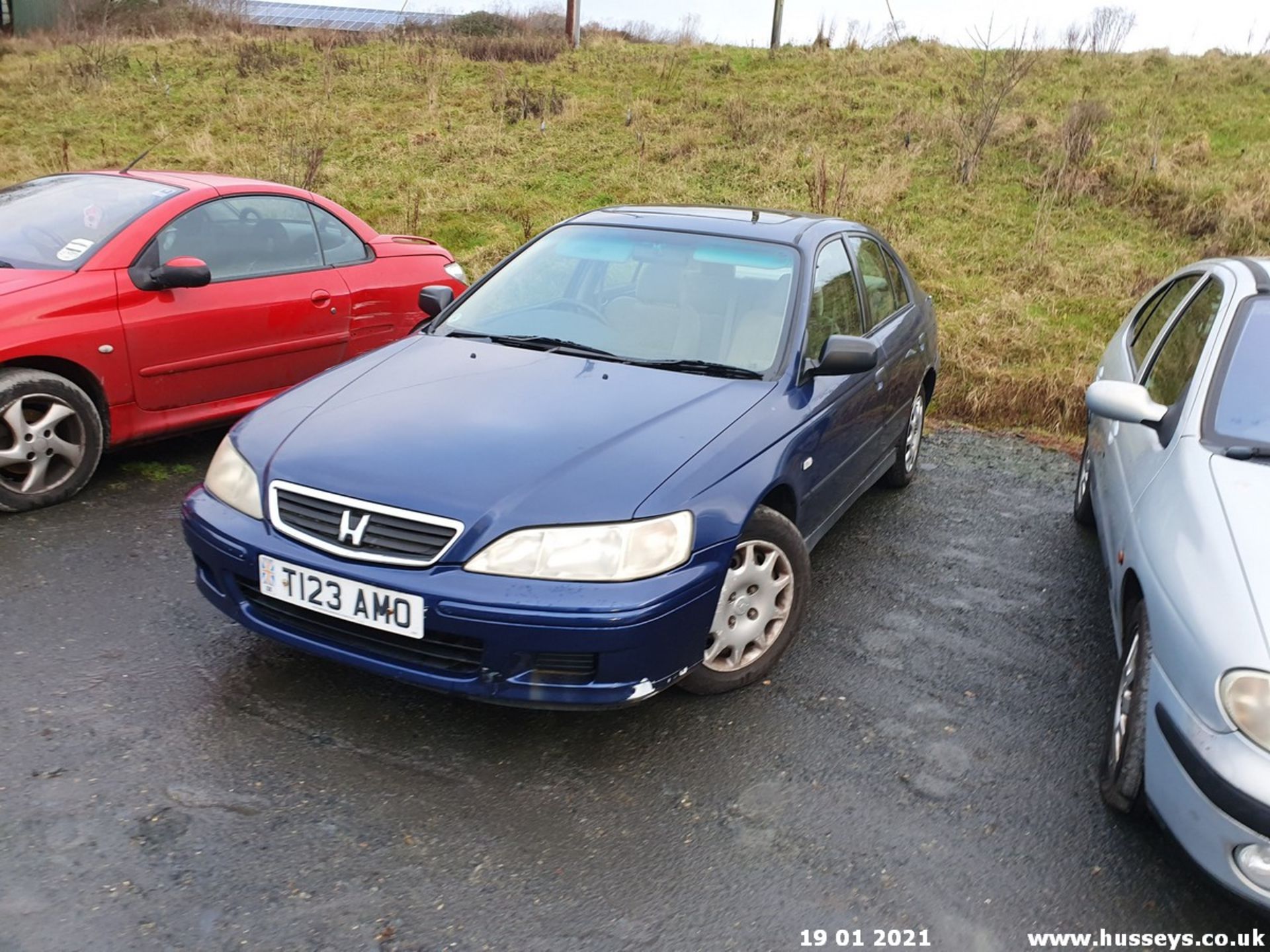 2000 HONDA ACCORD VTEC SE AUTO - 1850cc 5dr Hatchback (Blue, 61k) - Image 2 of 8