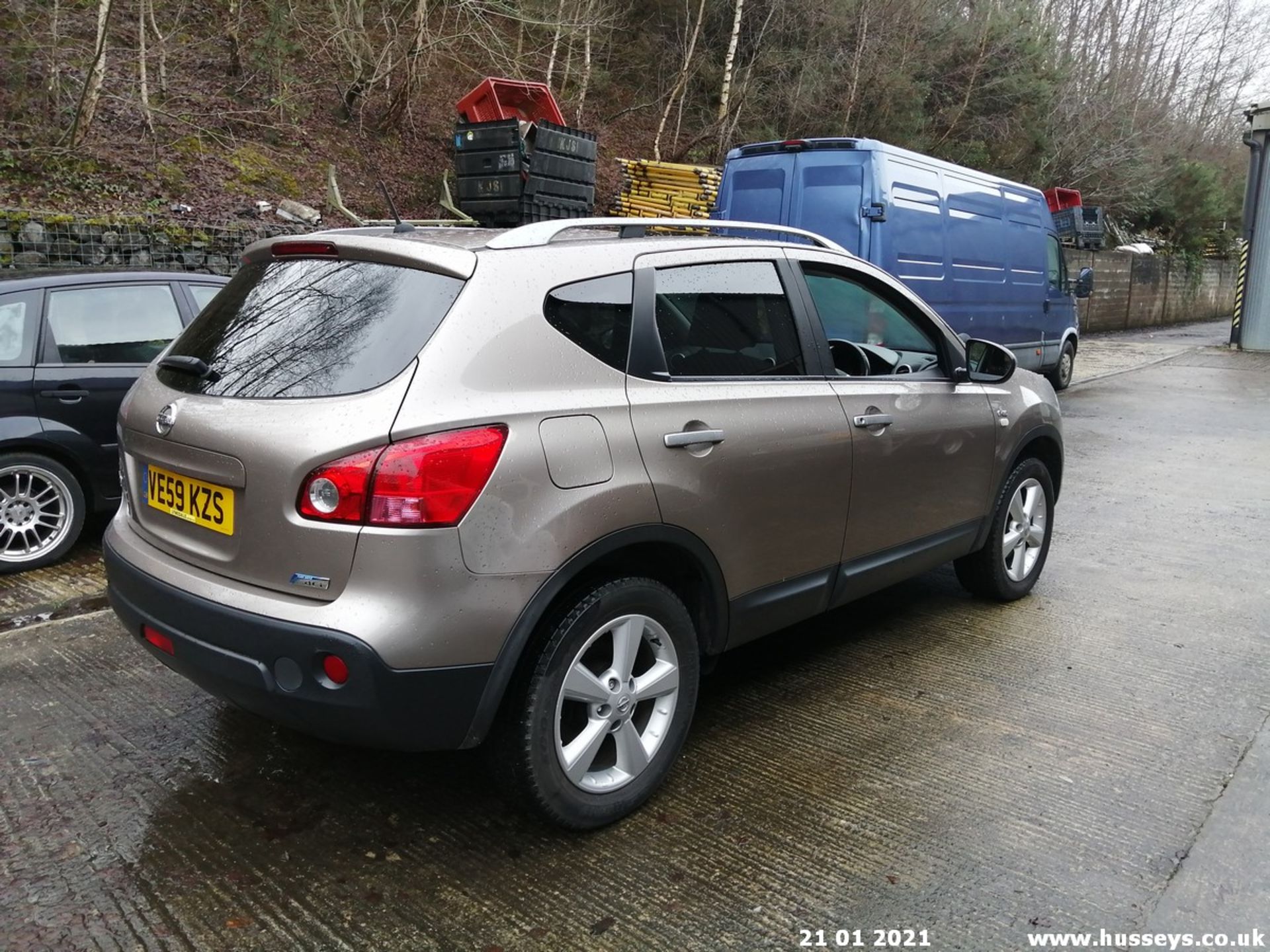 09/59 NISSAN QASHQAI N-TEC DCI - 1461cc 5dr Hatchback (Beige, 124k) - Image 7 of 12