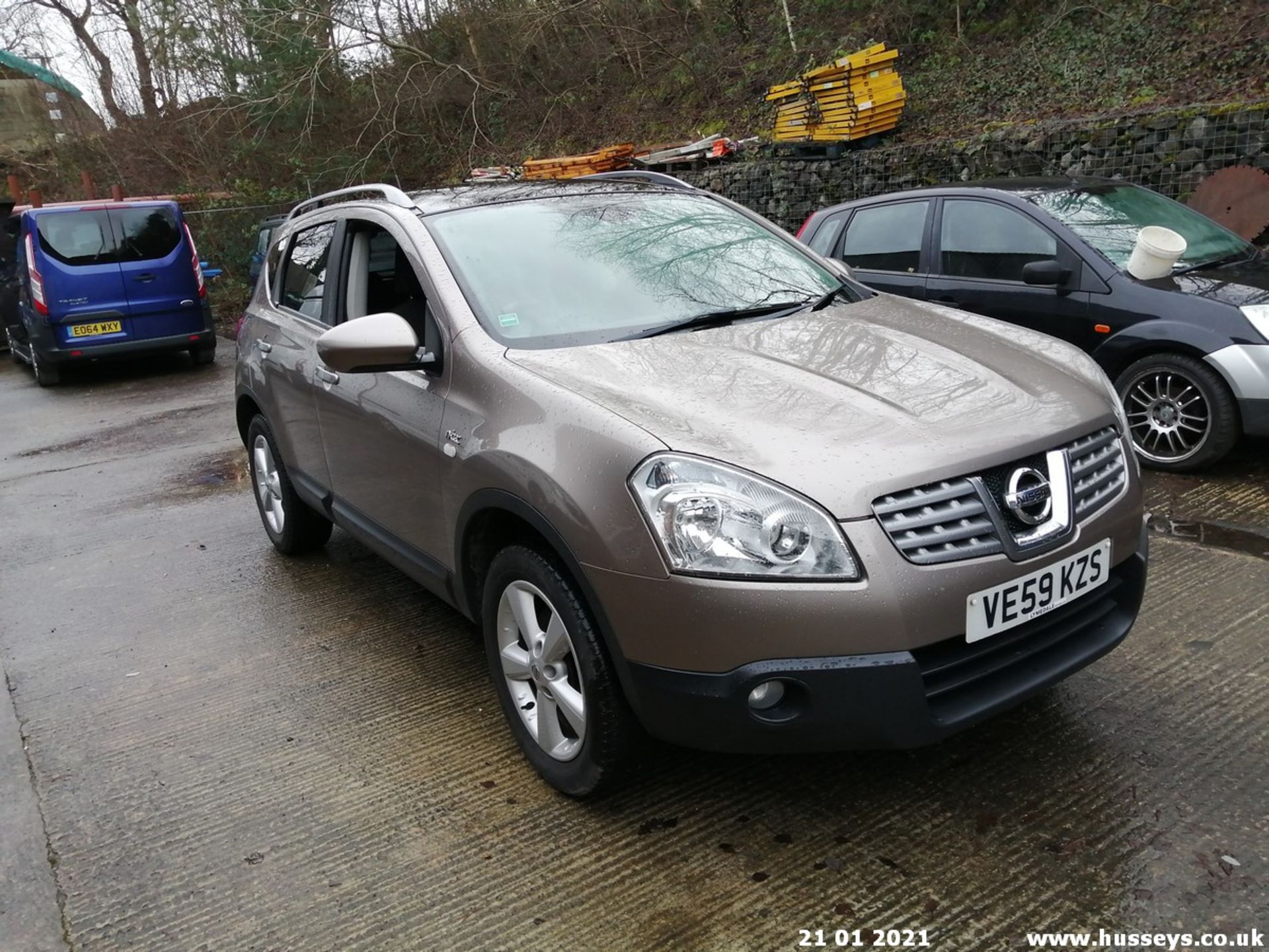 09/59 NISSAN QASHQAI N-TEC DCI - 1461cc 5dr Hatchback (Beige, 124k) - Image 8 of 12