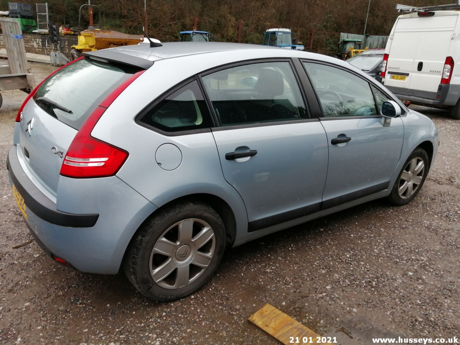 05/55 CITROEN C4 SX - 1587cc 5dr Hatchback (Grey, 71k) - Image 8 of 12