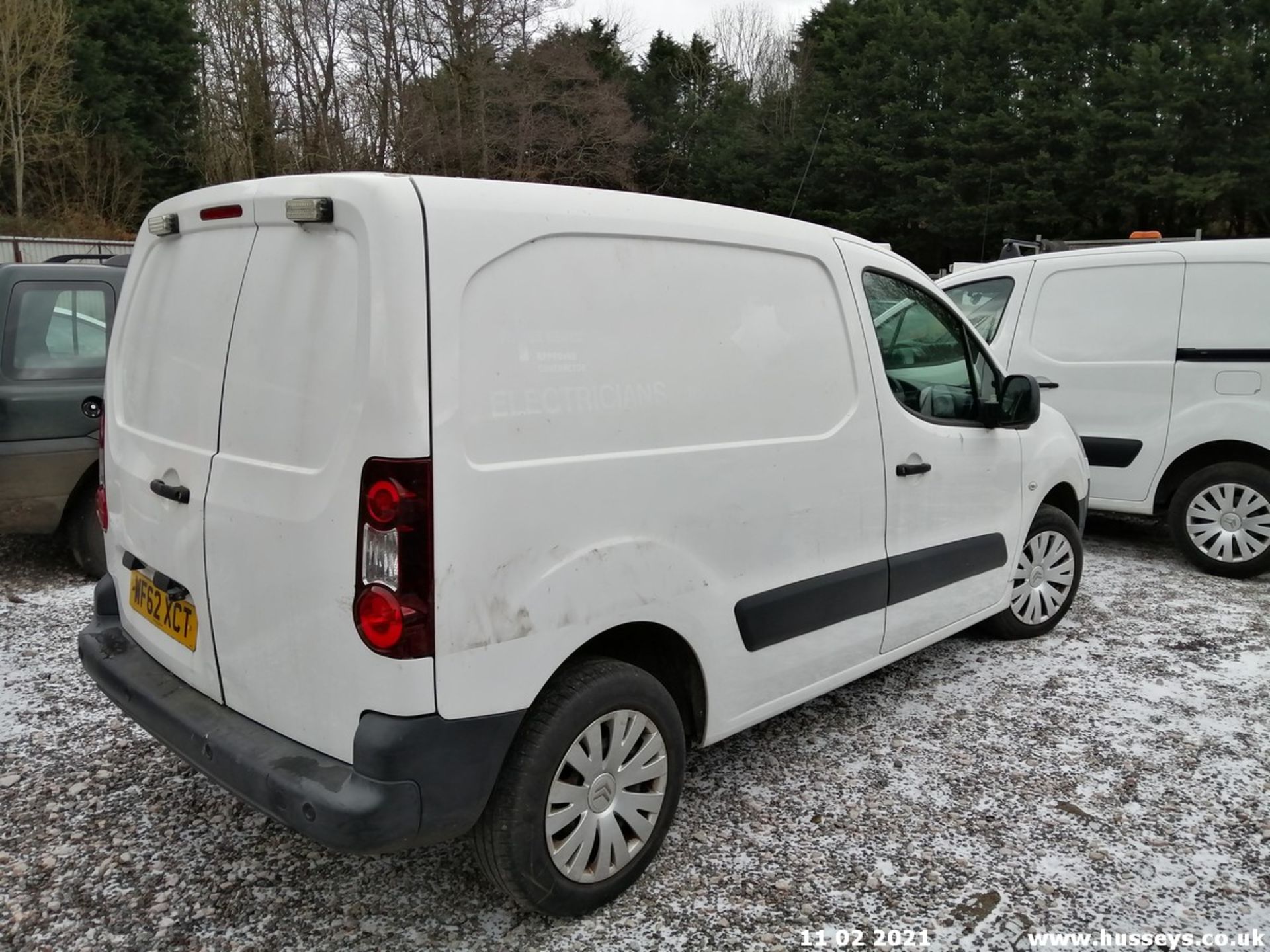 12/62 CITROEN BERLINGO 850 LX HDI - 1560cc 5dr Van (White, 25k) - Image 6 of 13