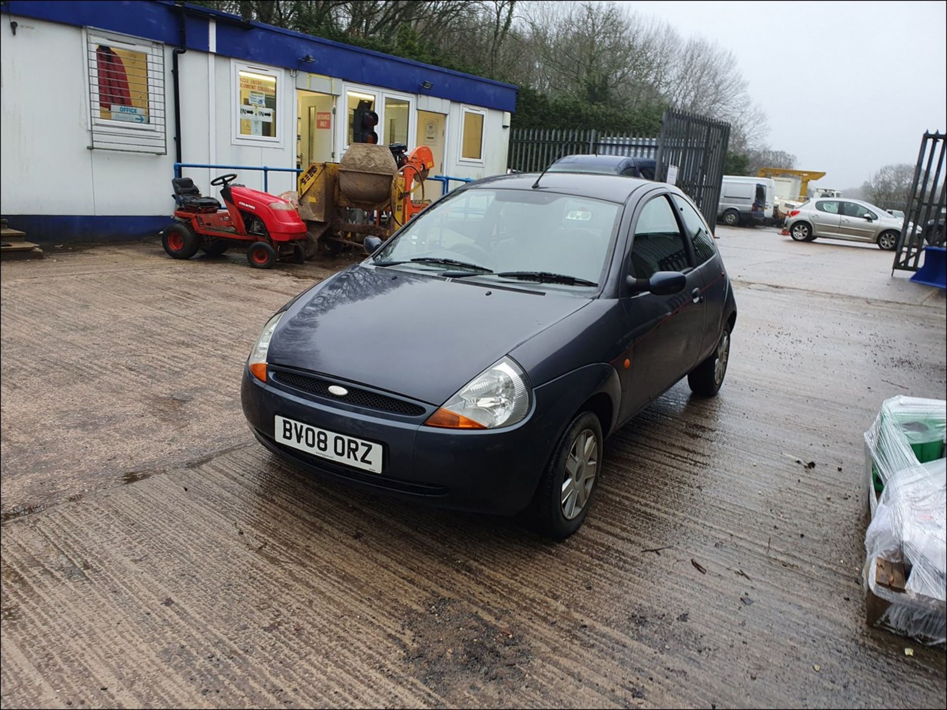 08/08 FORD KA STYLE - 1297cc 3dr Hatchback (Grey, 60k) - Image 3 of 9