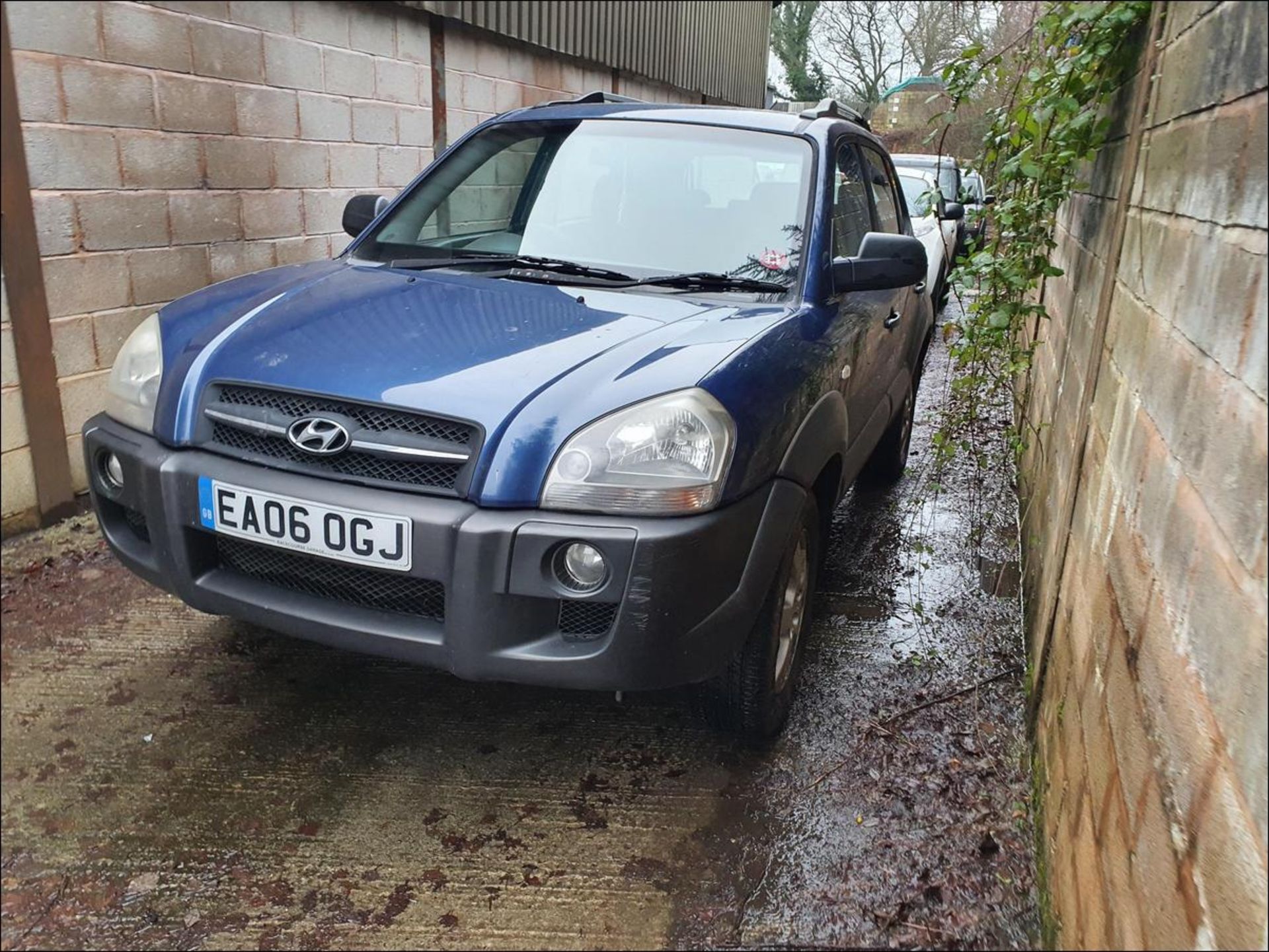 06/06 HYUNDAI TUCSON CRTD GSI - 1991cc 5dr Estate (Blue, 120k) - Image 2 of 7